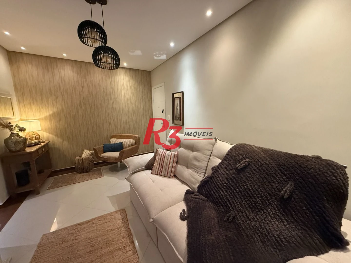 Apartamento com 3 dormitórios à venda, 130 m² por R$ 680.000,00 - Campo Grande - Santos/SP