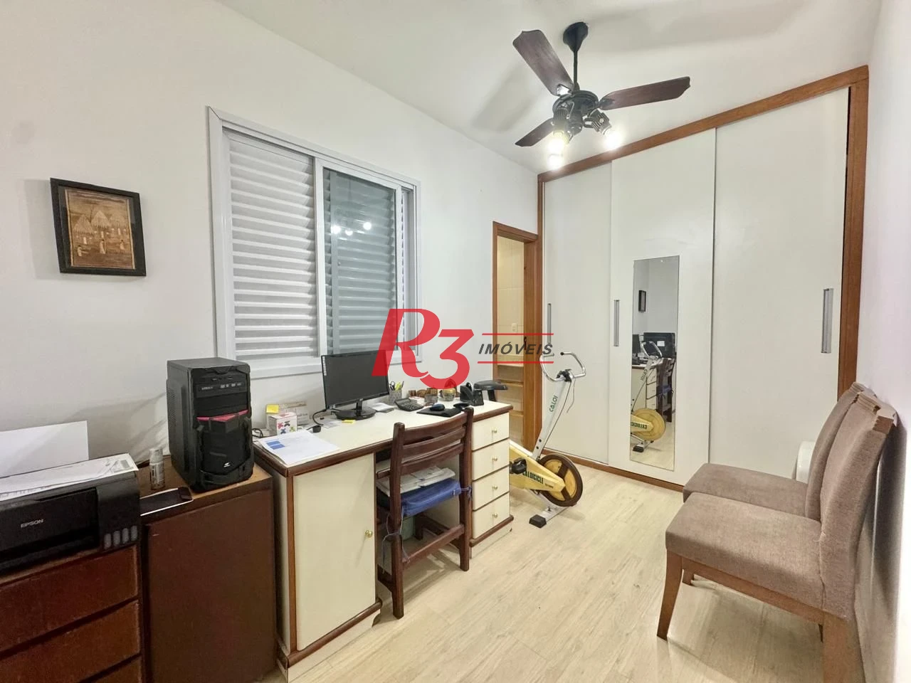 Sobrado com 4 dormitórios à venda, 203 m² por R$ 1.500.000,00 - Estuário - Santos/SP