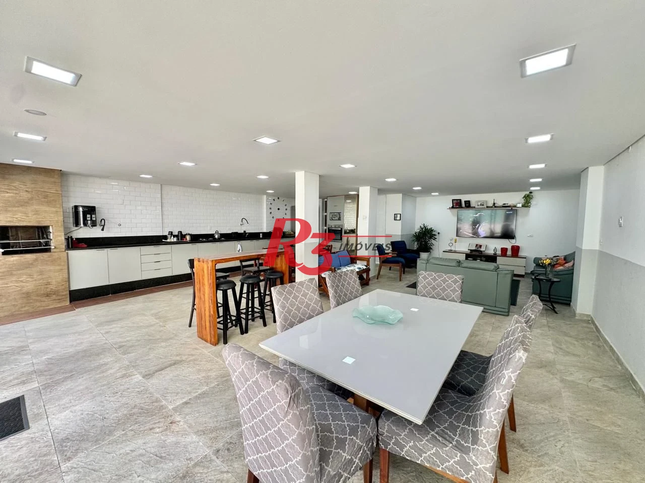 Sobrado com 4 dormitórios à venda, 203 m² por R$ 1.500.000,00 - Estuário - Santos/SP