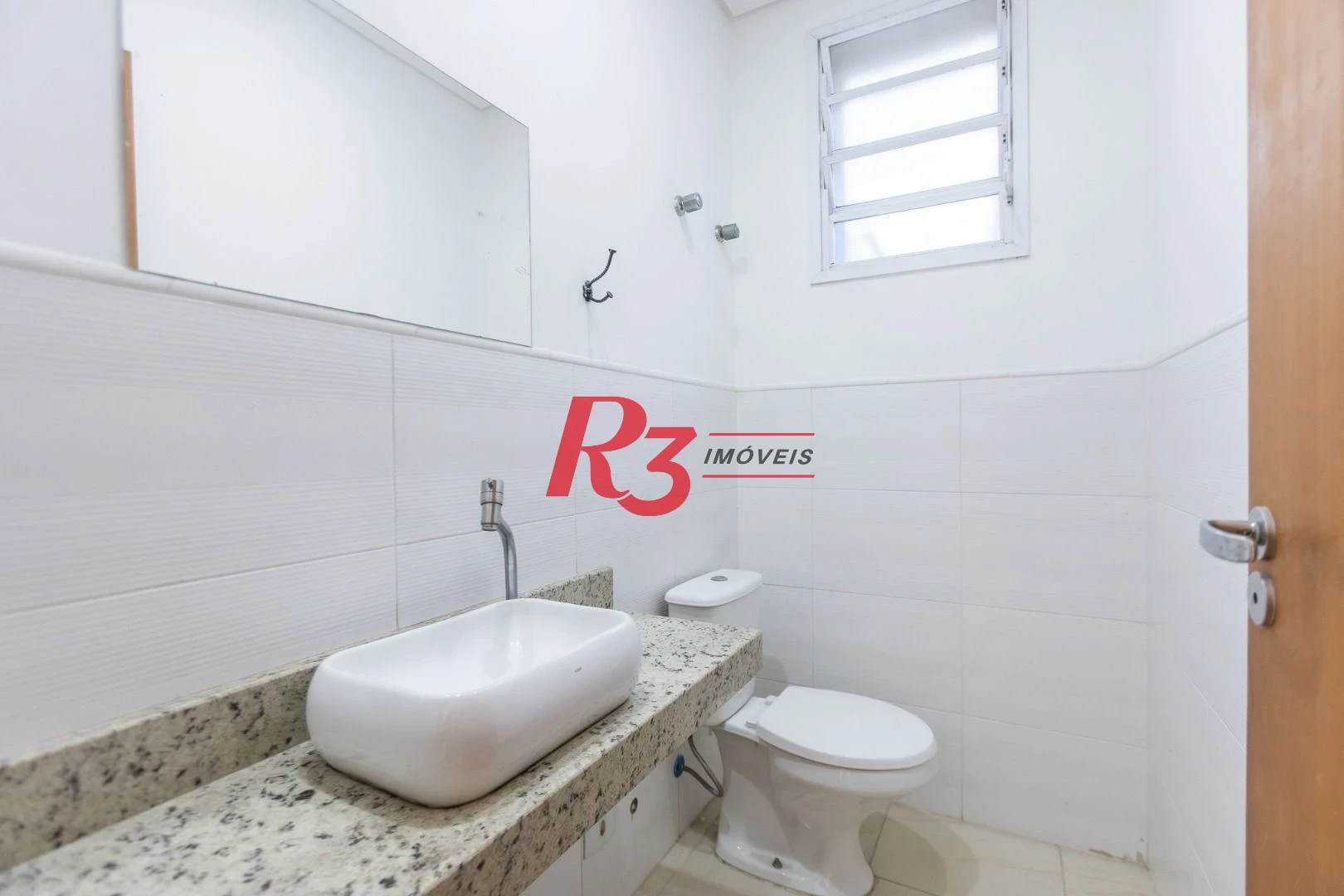Casa com 3 dormitórios à venda, 162 m² por R$ 1.166.000,00 - Ponta da Praia - Santos/SP