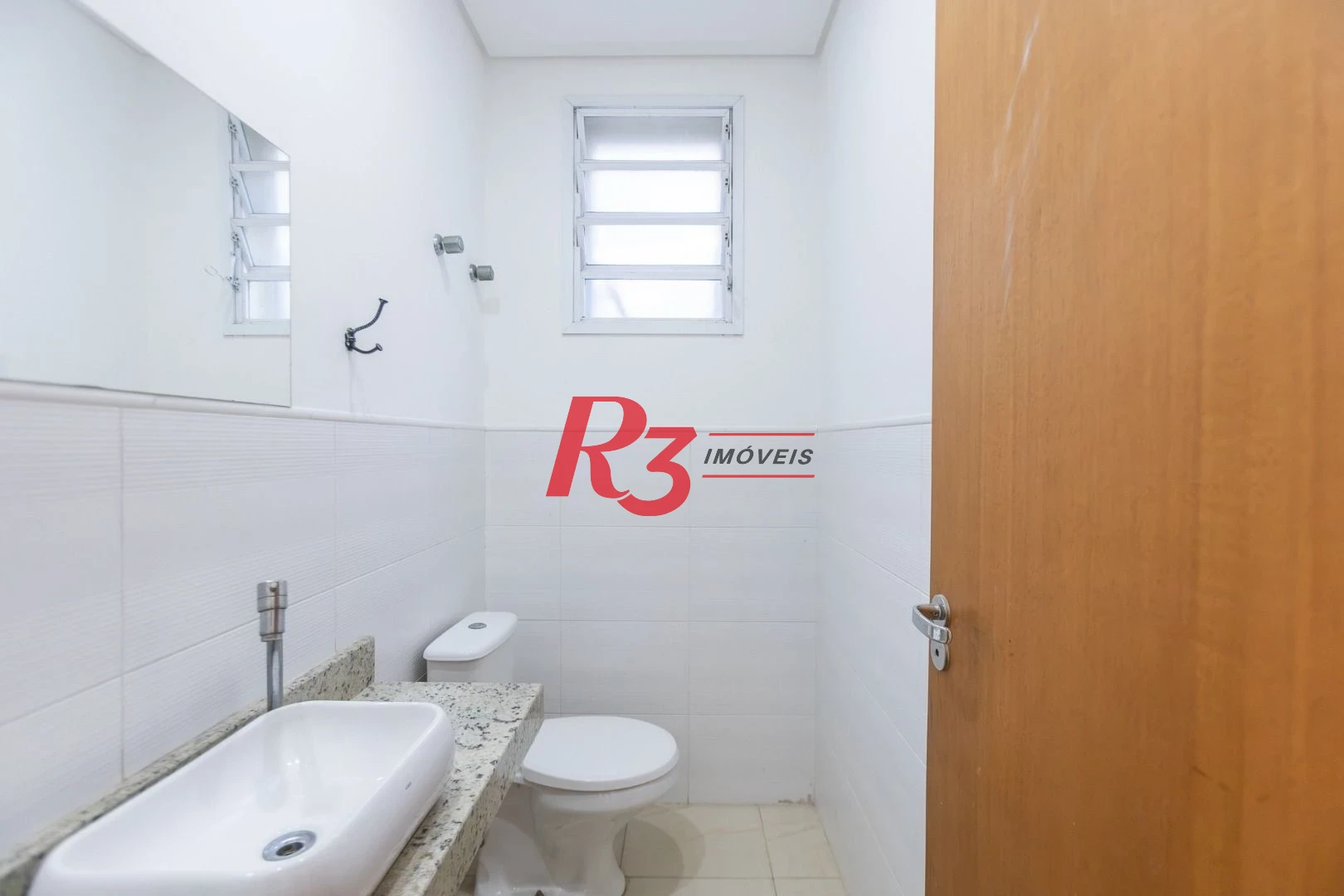 Casa com 3 dormitórios à venda, 162 m² por R$ 1.166.000,00 - Ponta da Praia - Santos/SP