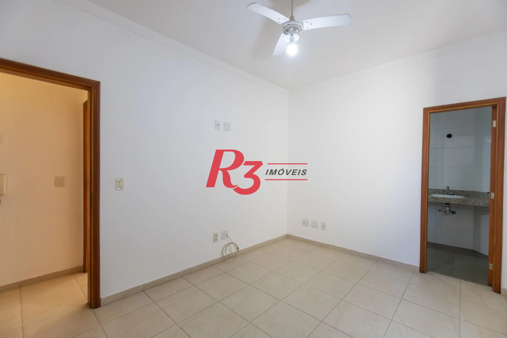 Casa com 3 dormitórios à venda, 162 m² por R$ 1.166.000,00 - Ponta da Praia - Santos/SP