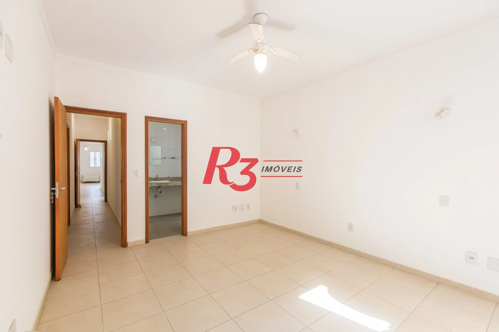 Casa com 3 dormitórios à venda, 162 m² por R$ 1.166.000,00 - Ponta da Praia - Santos/SP