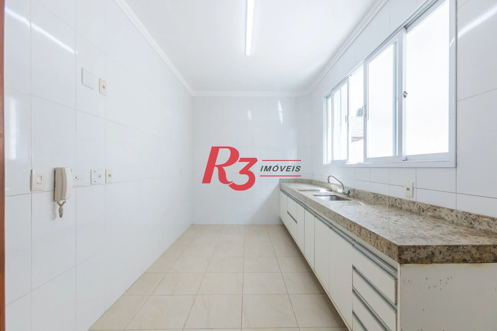Casa com 3 dormitórios à venda, 162 m² por R$ 1.166.000,00 - Ponta da Praia - Santos/SP