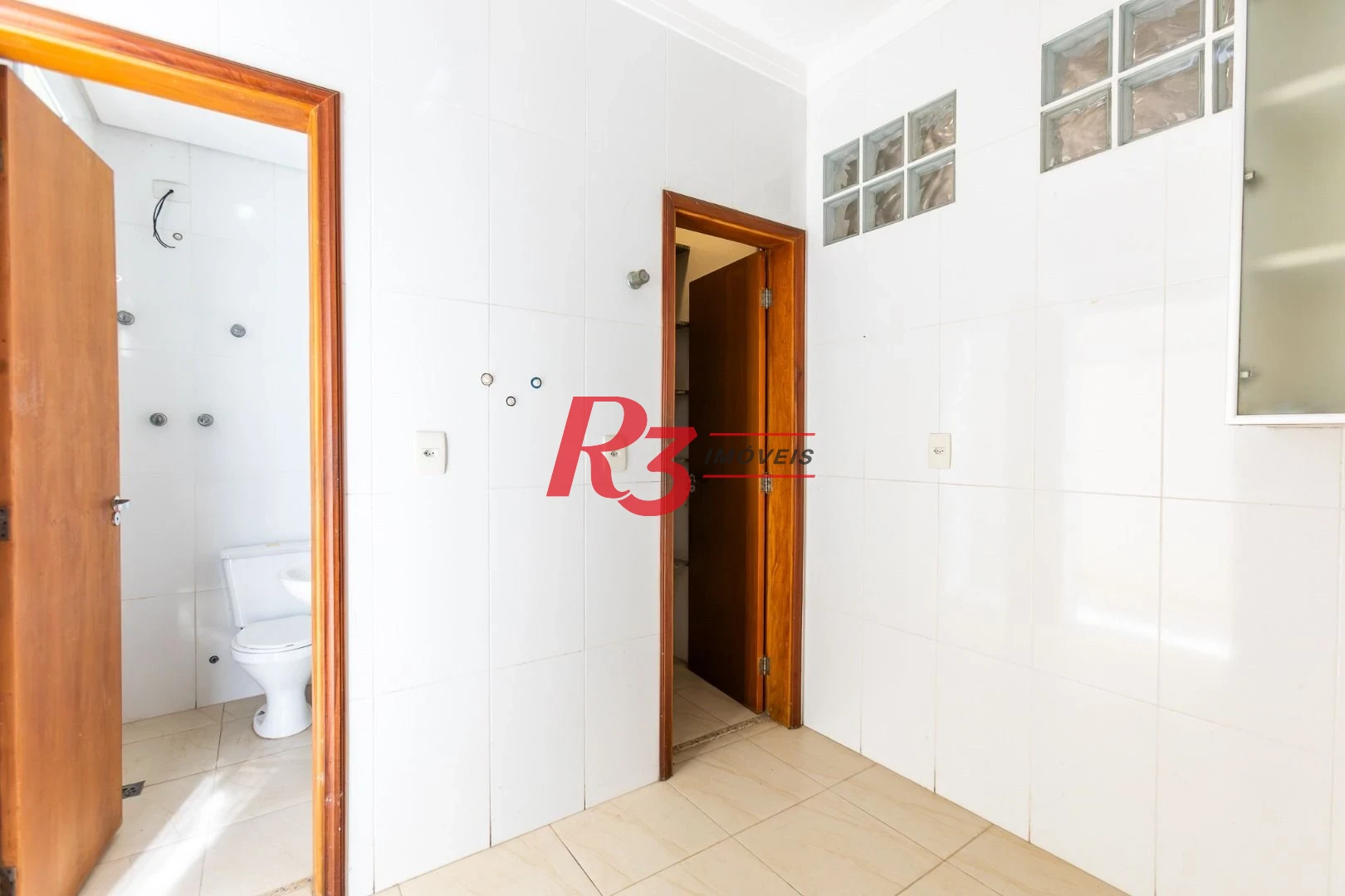 Casa com 3 dormitórios à venda, 162 m² por R$ 1.166.000,00 - Ponta da Praia - Santos/SP