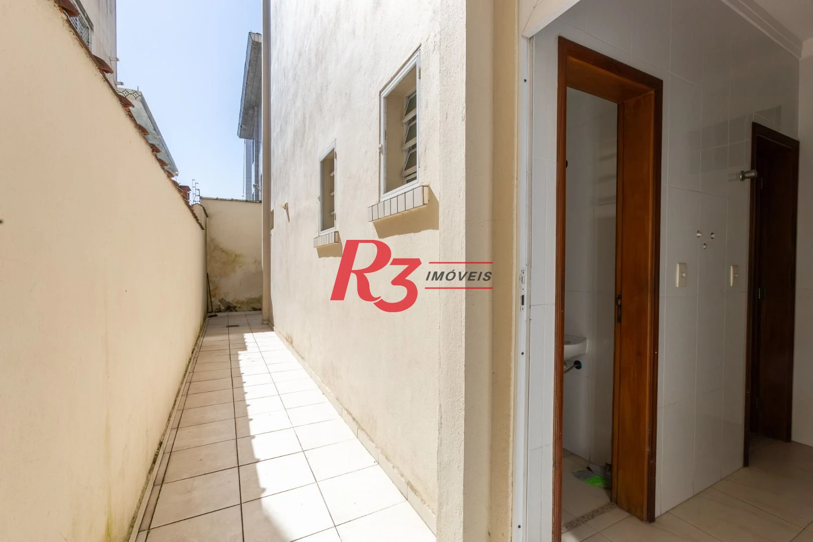 Casa com 3 dormitórios à venda, 162 m² por R$ 1.166.000,00 - Ponta da Praia - Santos/SP