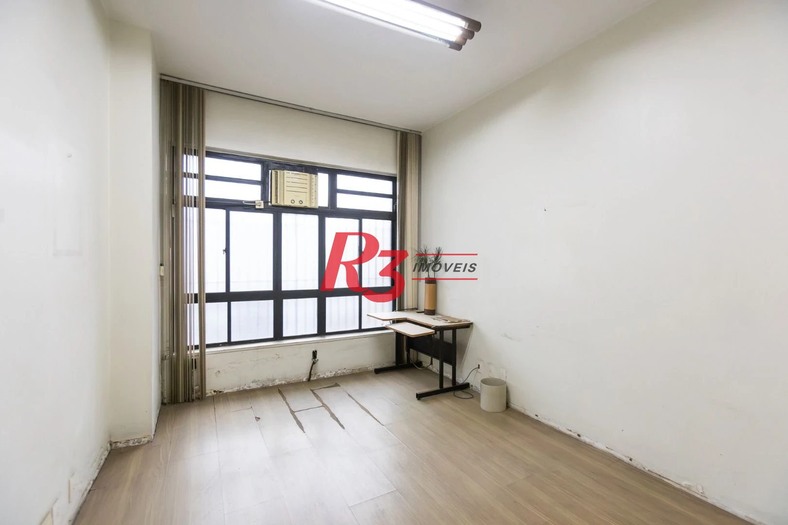 Sala à venda, 50 m² por R$ 470.000,00 - Centro - Santos/SP