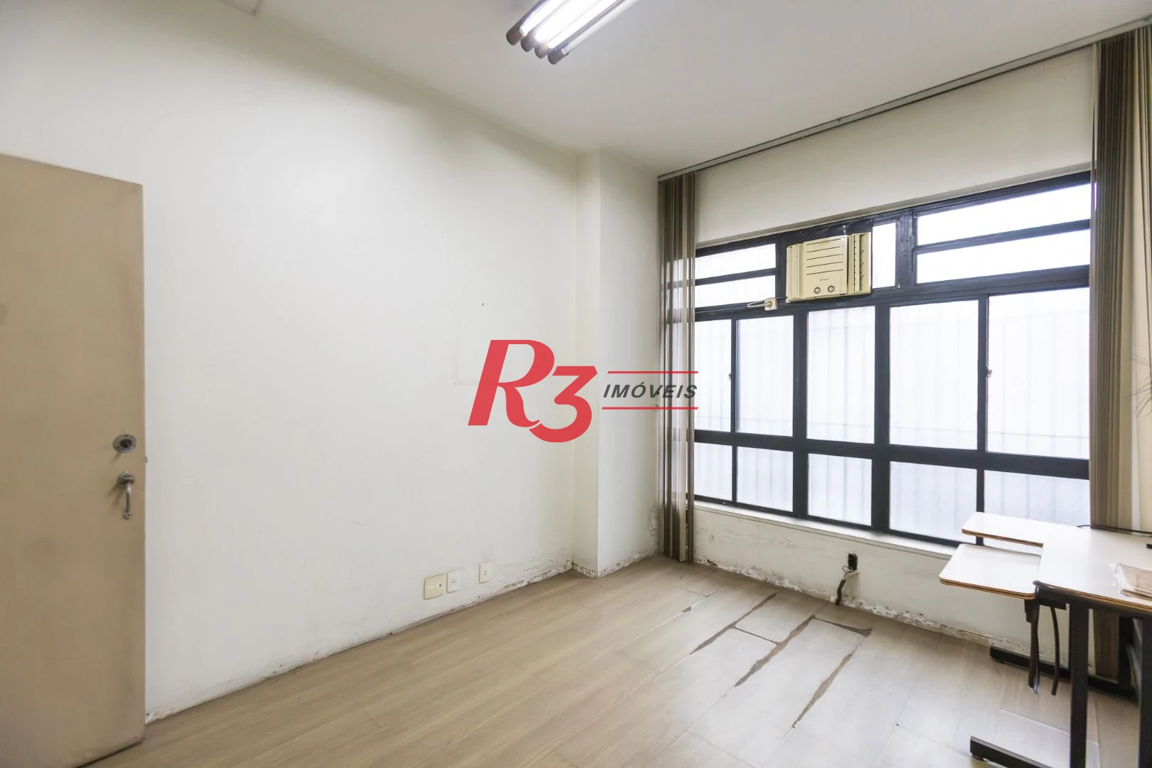 Sala à venda, 50 m² por R$ 470.000,00 - Centro - Santos/SP