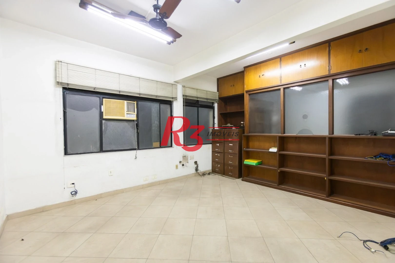 Sala à venda, 50 m² por R$ 470.000,00 - Centro - Santos/SP