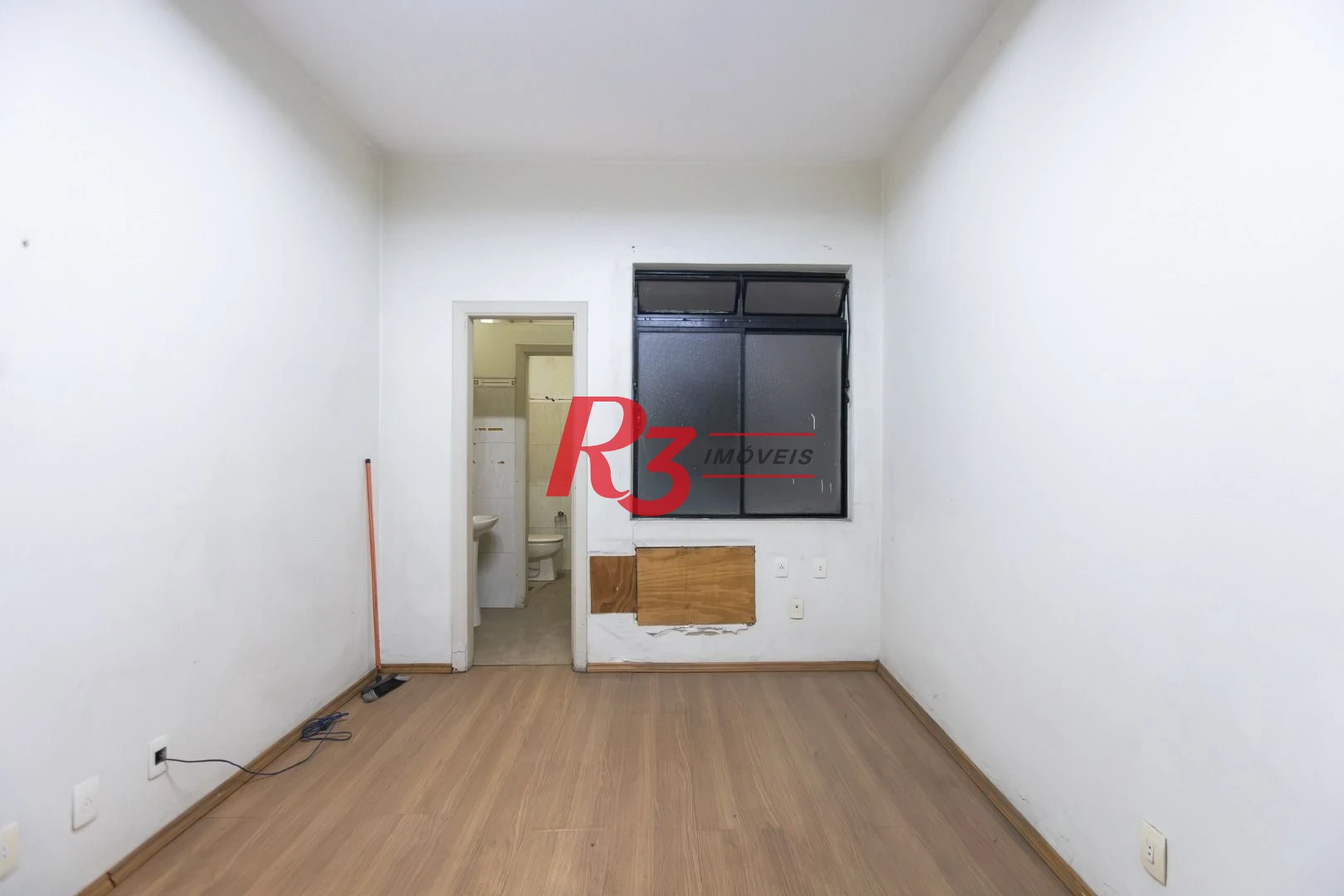Sala à venda, 50 m² por R$ 470.000,00 - Centro - Santos/SP