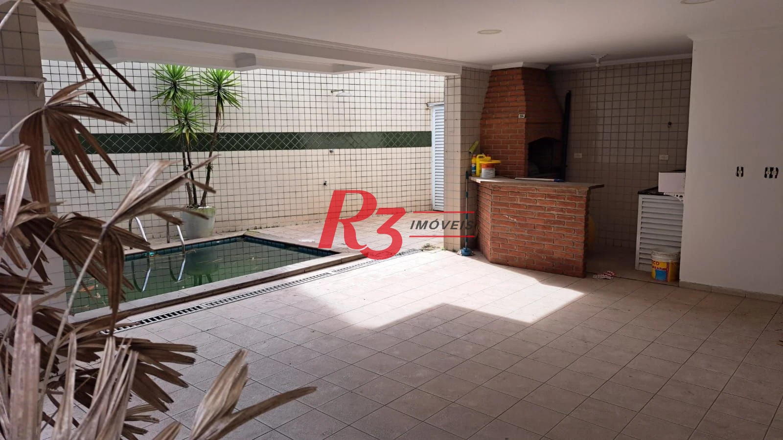 Casa com 5 dormitórios à venda, 263 m² por R$ 2.300.000,00 - Ponta da Praia - Santos/SP