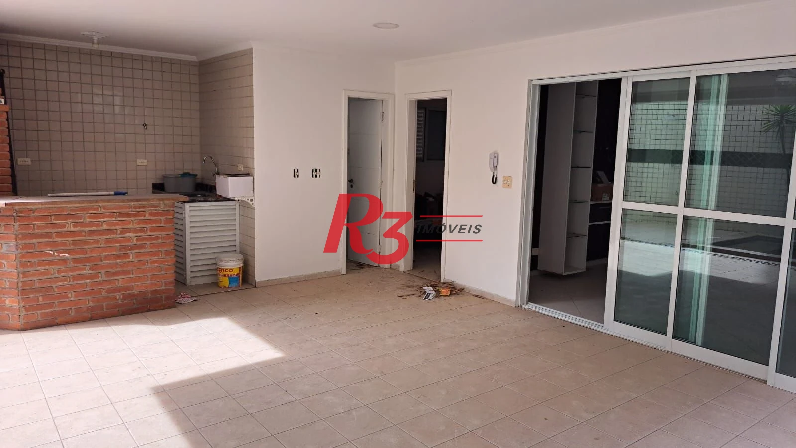 Casa com 5 dormitórios à venda, 263 m² por R$ 2.300.000,00 - Ponta da Praia - Santos/SP