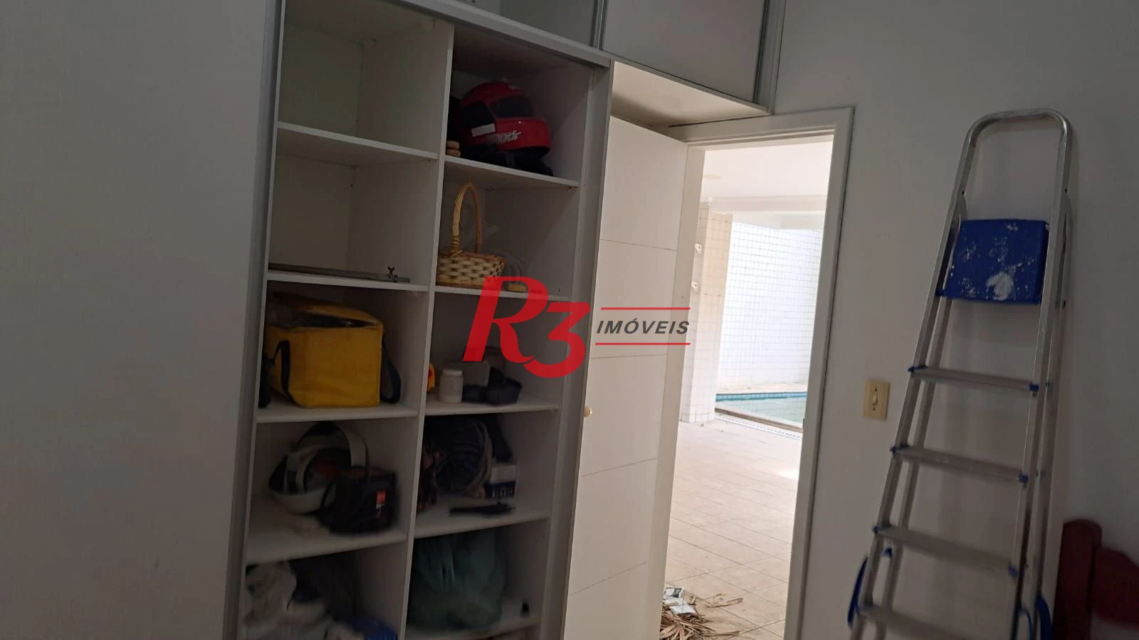 Casa com 5 dormitórios à venda, 263 m² por R$ 2.300.000,00 - Ponta da Praia - Santos/SP