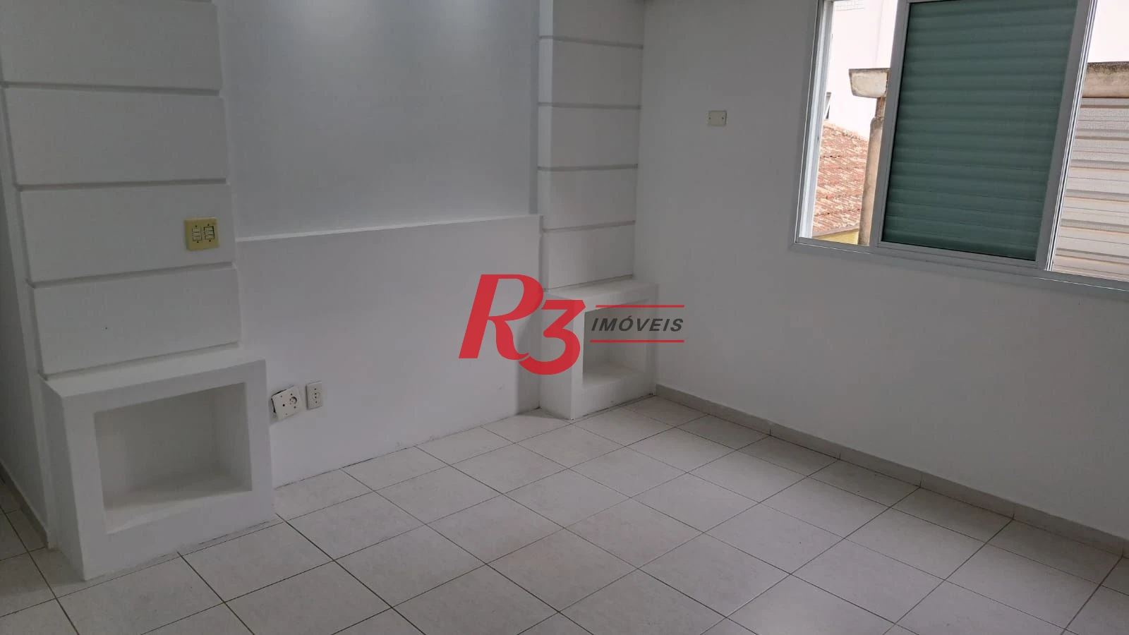 Casa com 5 dormitórios à venda, 263 m² por R$ 2.300.000,00 - Ponta da Praia - Santos/SP