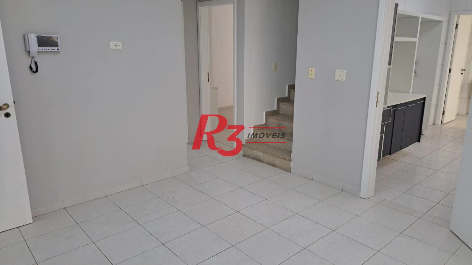 Casa com 5 dormitórios à venda, 263 m² por R$ 2.300.000,00 - Ponta da Praia - Santos/SP