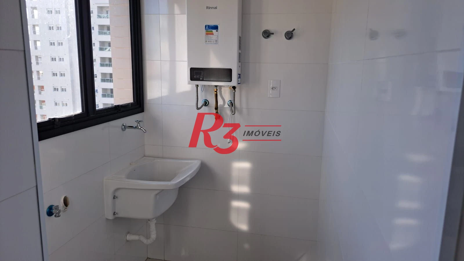 Apartamento com 1 dormitório para alugar, 52 m² por R$ 4.500,02/mês - Aparecida - Santos/SP