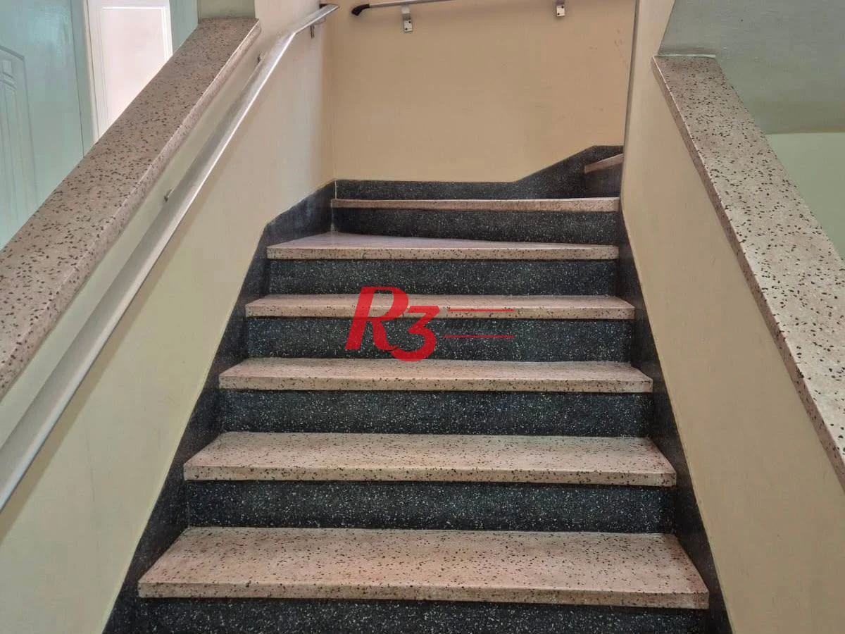Apartamento com 3 dormitórios à venda, 99 m² por R$ 550.000,00 - Embaré - Santos/SP