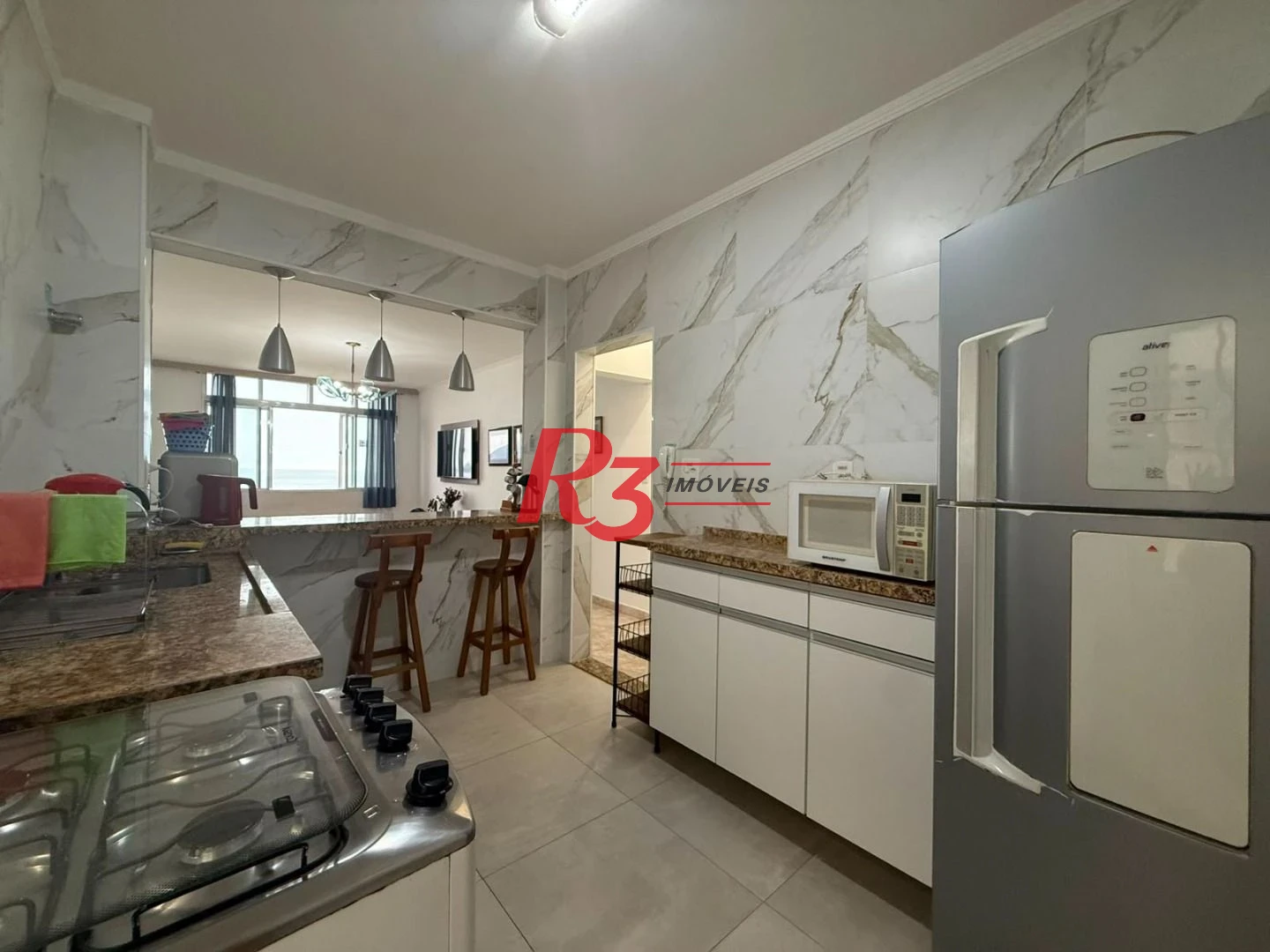 Apartamento com 3 dormitórios à venda, 143 m² por R$ 1.400.000,00 - Boqueirão - Santos/SP