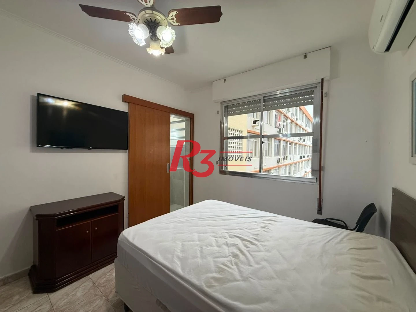 Apartamento com 3 dormitórios à venda, 143 m² por R$ 1.400.000,00 - Boqueirão - Santos/SP