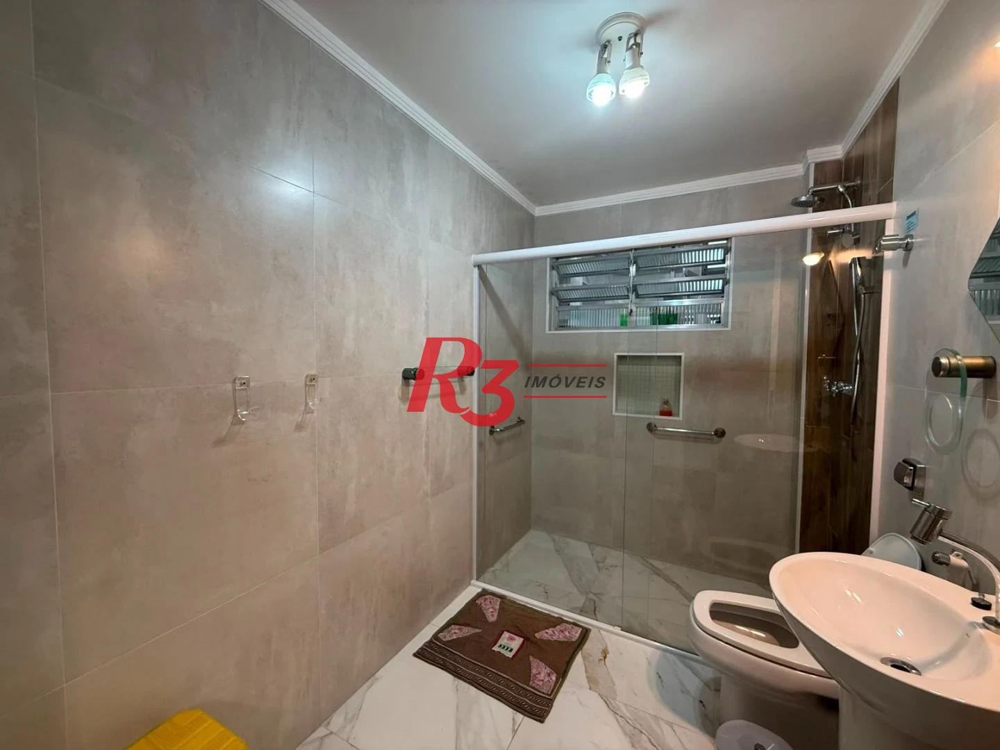 Apartamento com 3 dormitórios à venda, 143 m² por R$ 1.400.000,00 - Boqueirão - Santos/SP