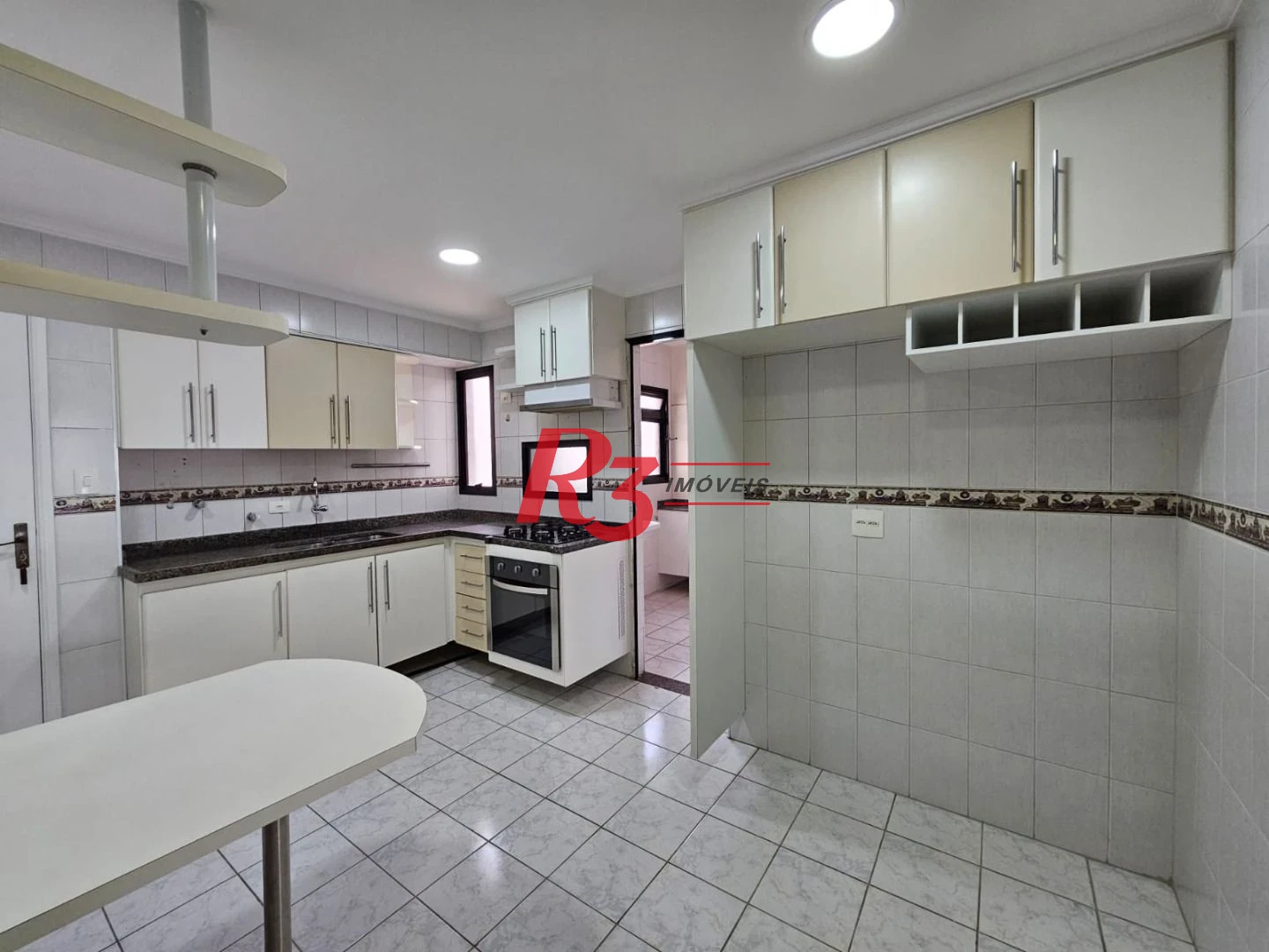 Apartamento com 3 dormitórios à venda, 122 m² por R$ 1.250.000,00 - Pompéia - Santos/SP