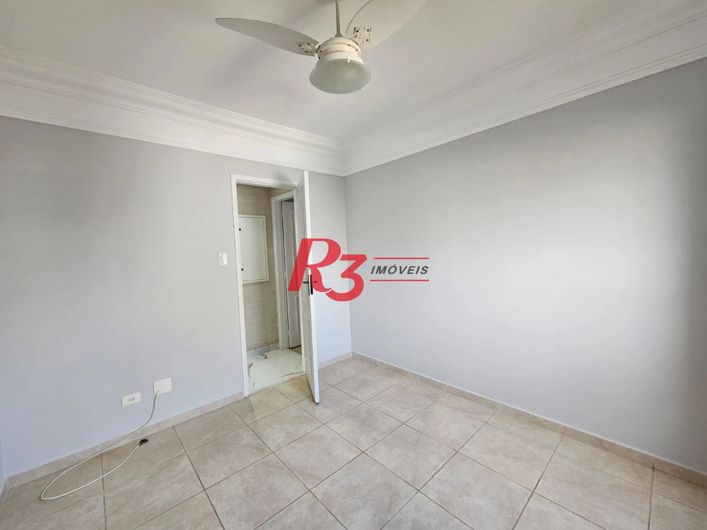 Apartamento com 3 dormitórios à venda, 122 m² por R$ 1.250.000,00 - Pompéia - Santos/SP