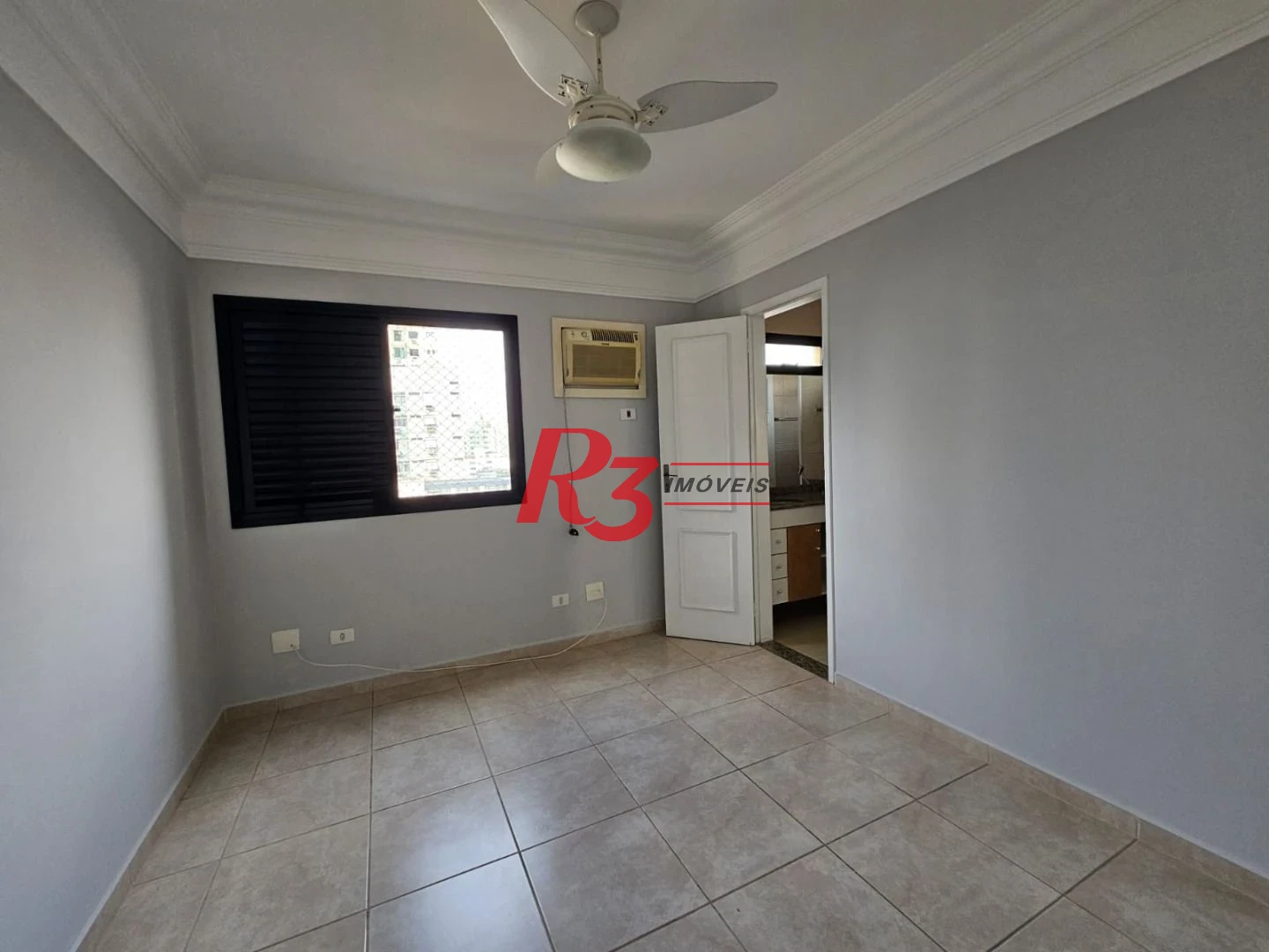 Apartamento com 3 dormitórios à venda, 122 m² por R$ 1.250.000,00 - Pompéia - Santos/SP