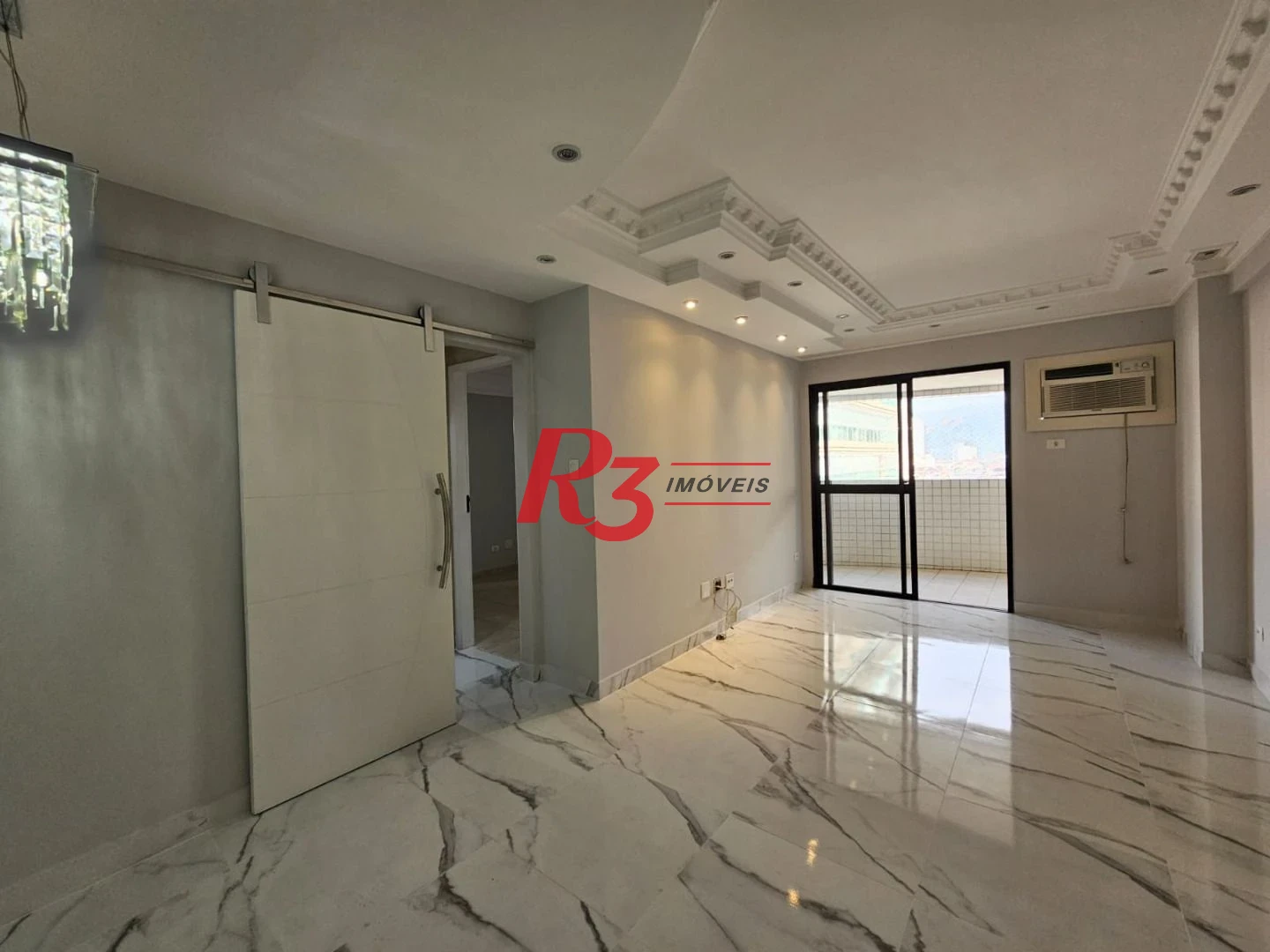 Apartamento com 3 dormitórios à venda, 122 m² por R$ 1.250.000,00 - Pompéia - Santos/SP