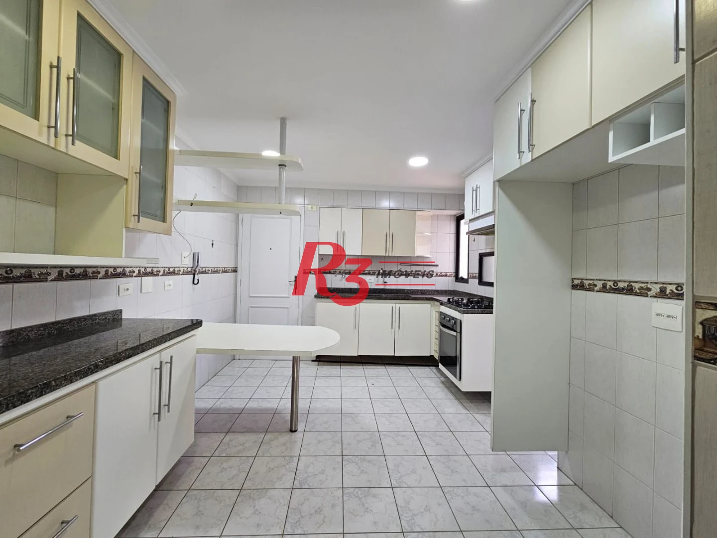 Apartamento com 3 dormitórios à venda, 122 m² por R$ 1.250.000,00 - Pompéia - Santos/SP