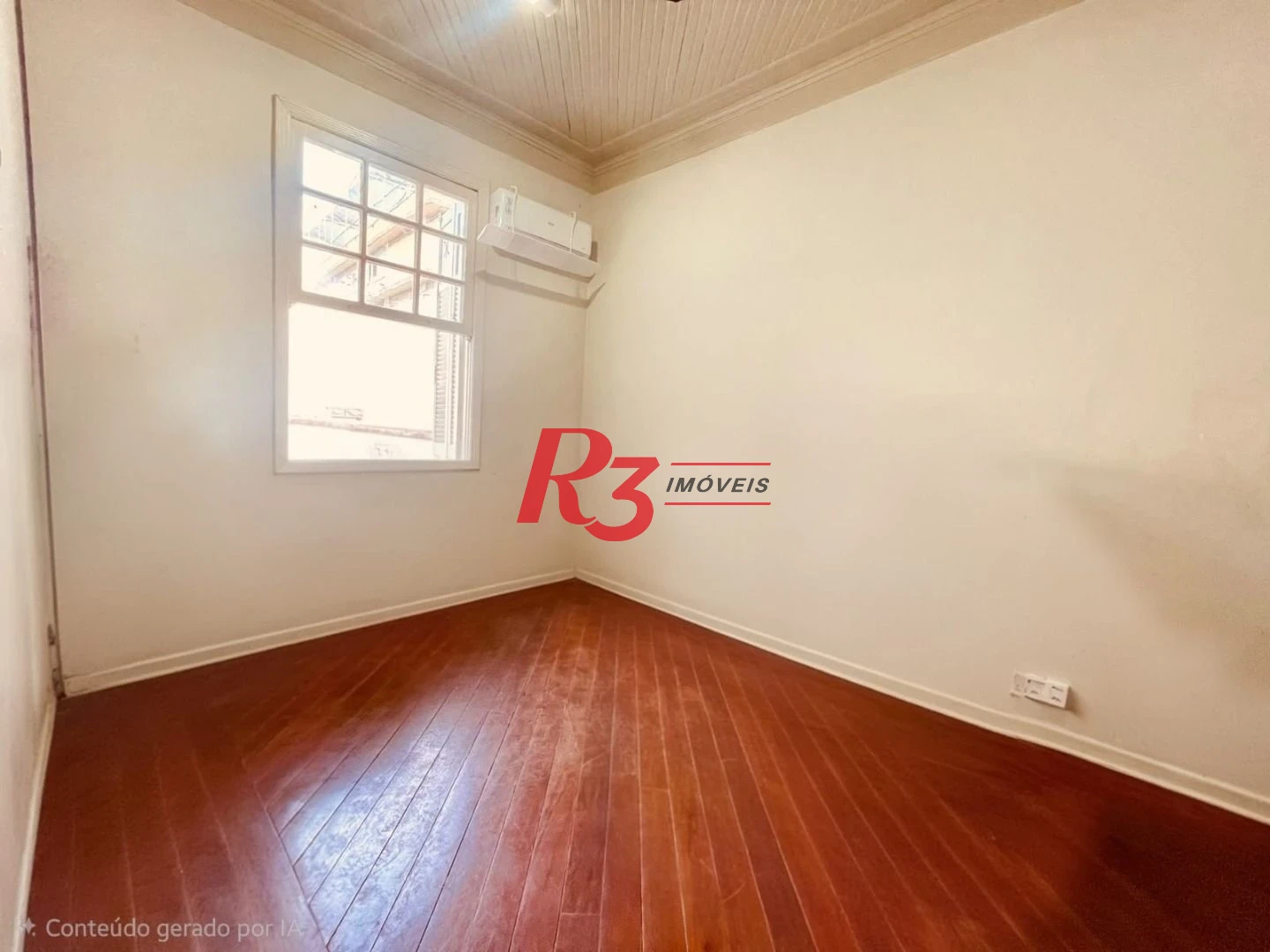 Sobrado com 2 dormitórios à venda, 100 m² por R$ 1.290.000,00 - Aparecida - Santos/SP