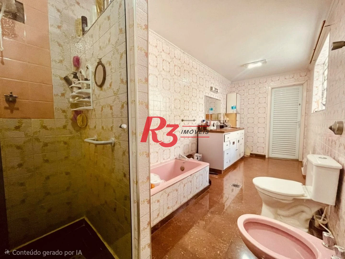Sobrado com 2 dormitórios à venda, 100 m² por R$ 1.290.000,00 - Aparecida - Santos/SP