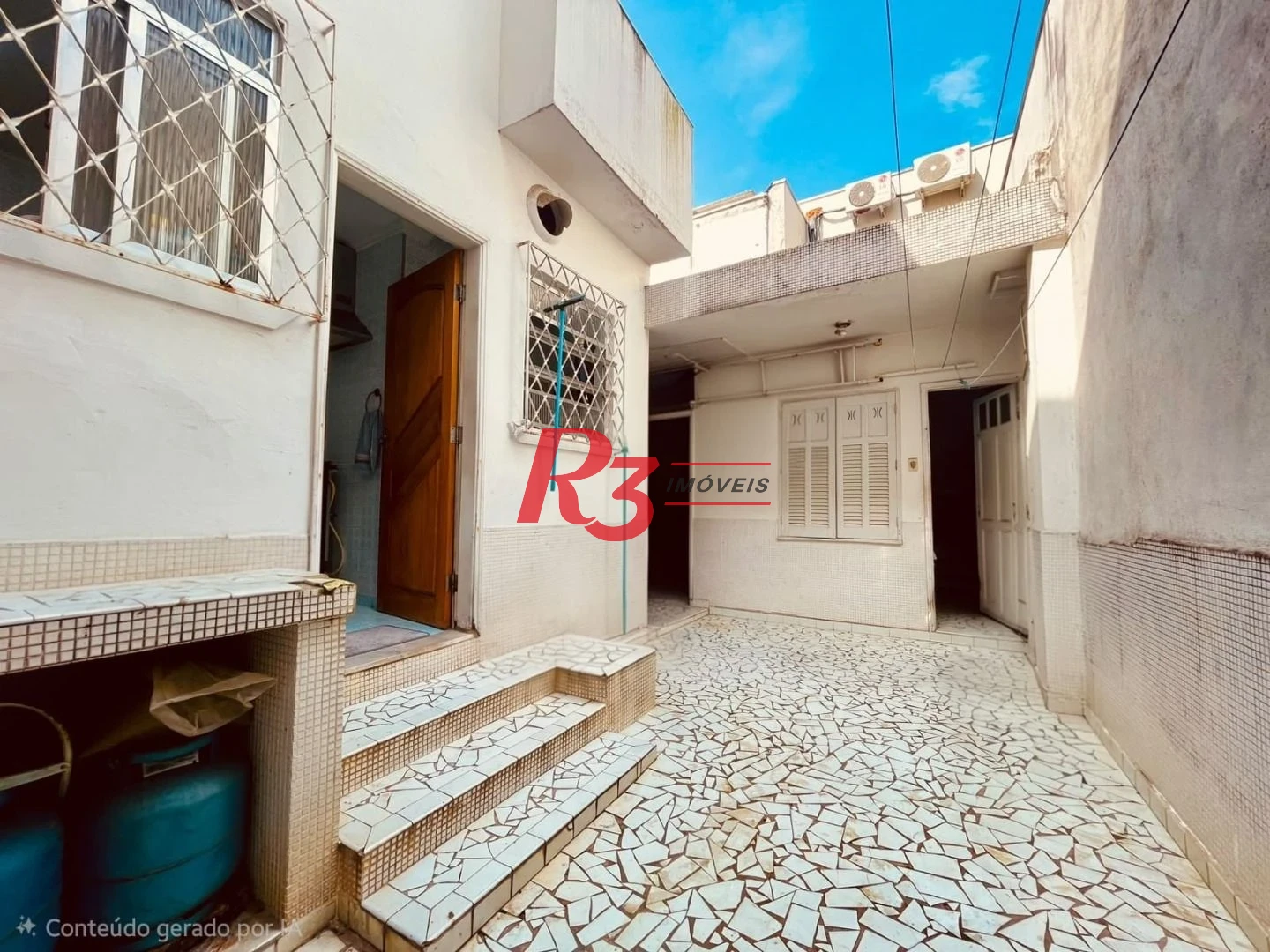 Sobrado com 2 dormitórios à venda, 100 m² por R$ 1.290.000,00 - Aparecida - Santos/SP