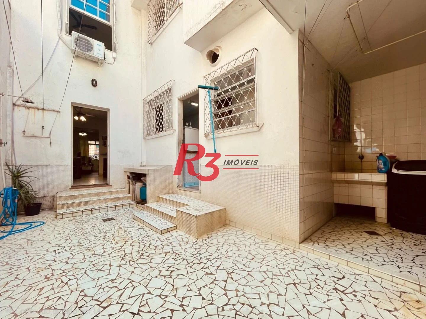 Sobrado com 2 dormitórios à venda, 100 m² por R$ 1.290.000,00 - Aparecida - Santos/SP