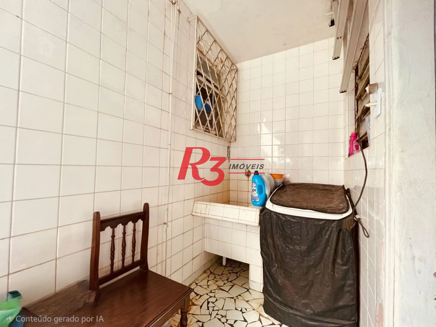 Sobrado com 2 dormitórios à venda, 100 m² por R$ 1.290.000,00 - Aparecida - Santos/SP