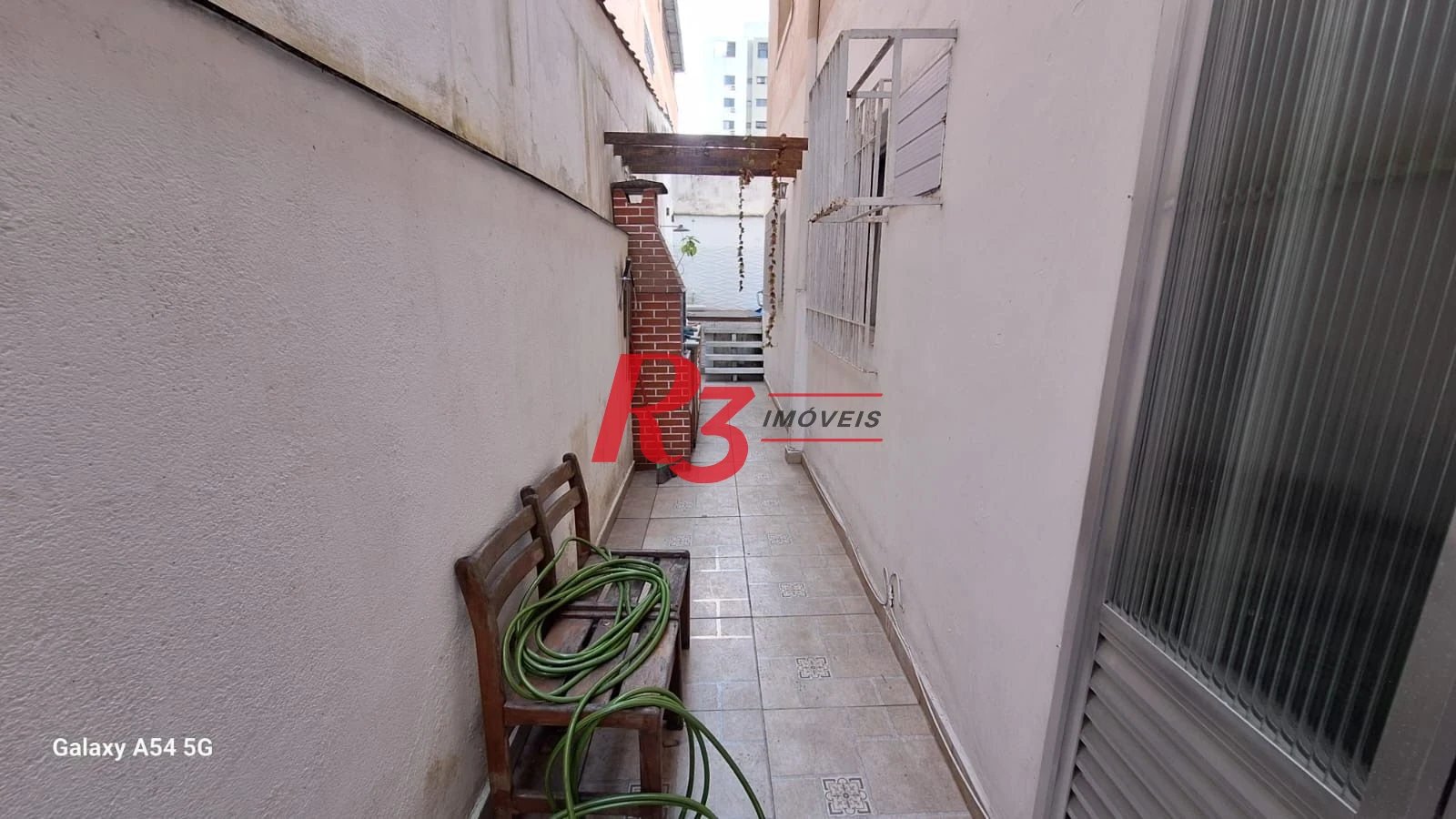 Casa com 3 dormitórios à venda, 109 m² por R$ 850.000,00 - Embaré - Santos/SP