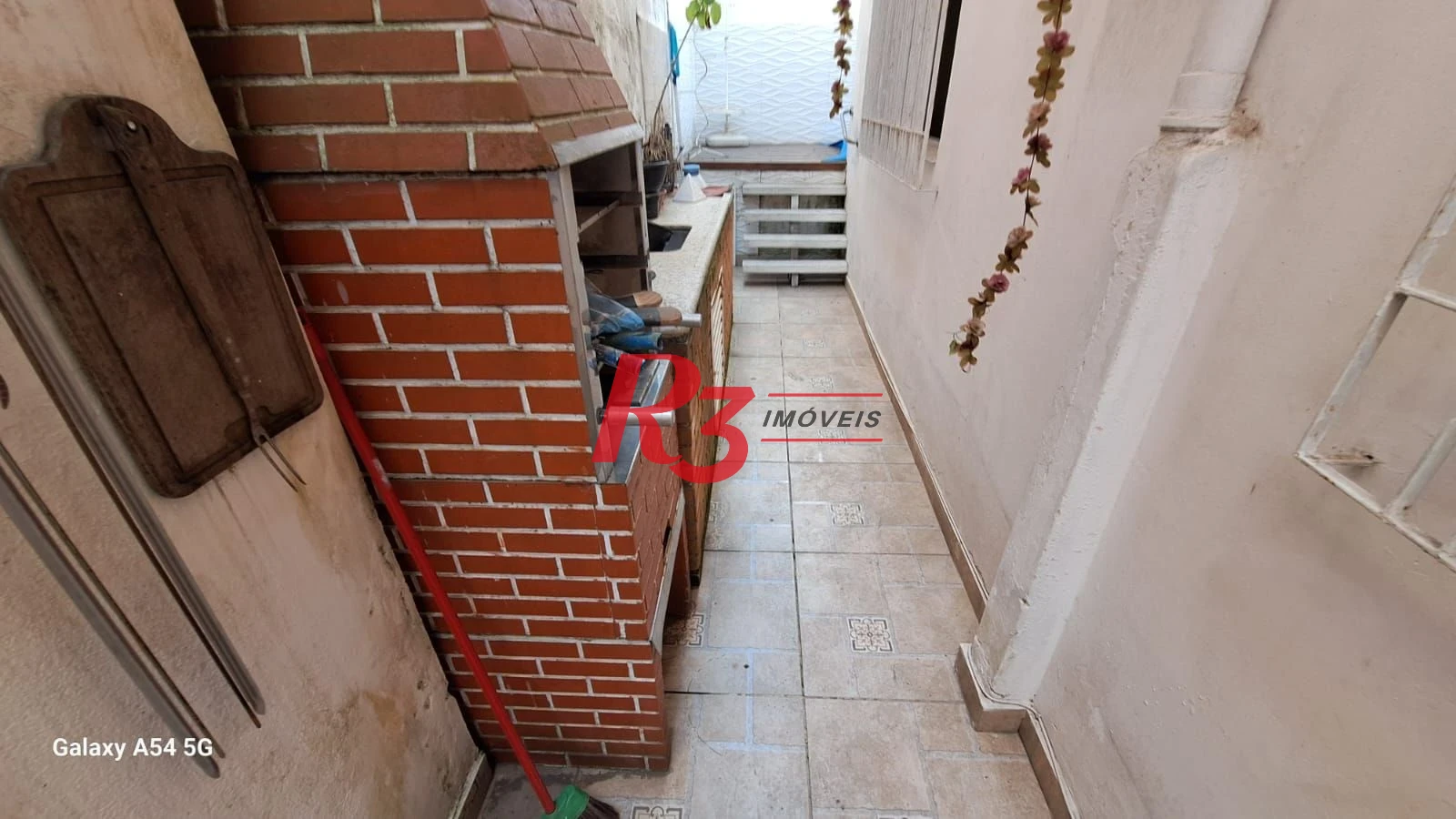 Casa com 3 dormitórios à venda, 109 m² por R$ 850.000,00 - Embaré - Santos/SP