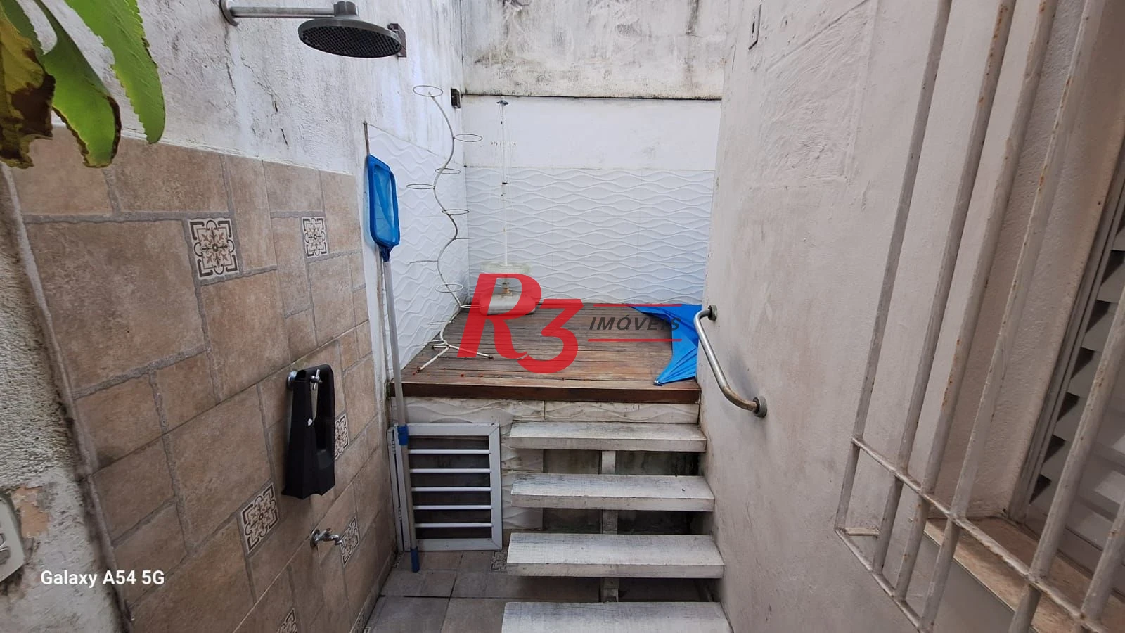 Casa com 3 dormitórios à venda, 109 m² por R$ 850.000,00 - Embaré - Santos/SP