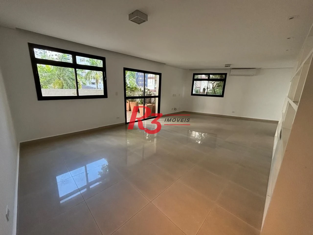 Apartamento Garden com 4 dormitórios à venda, 215 m² por R$ 2.380.000,00 - Boqueirão - Santos/SP