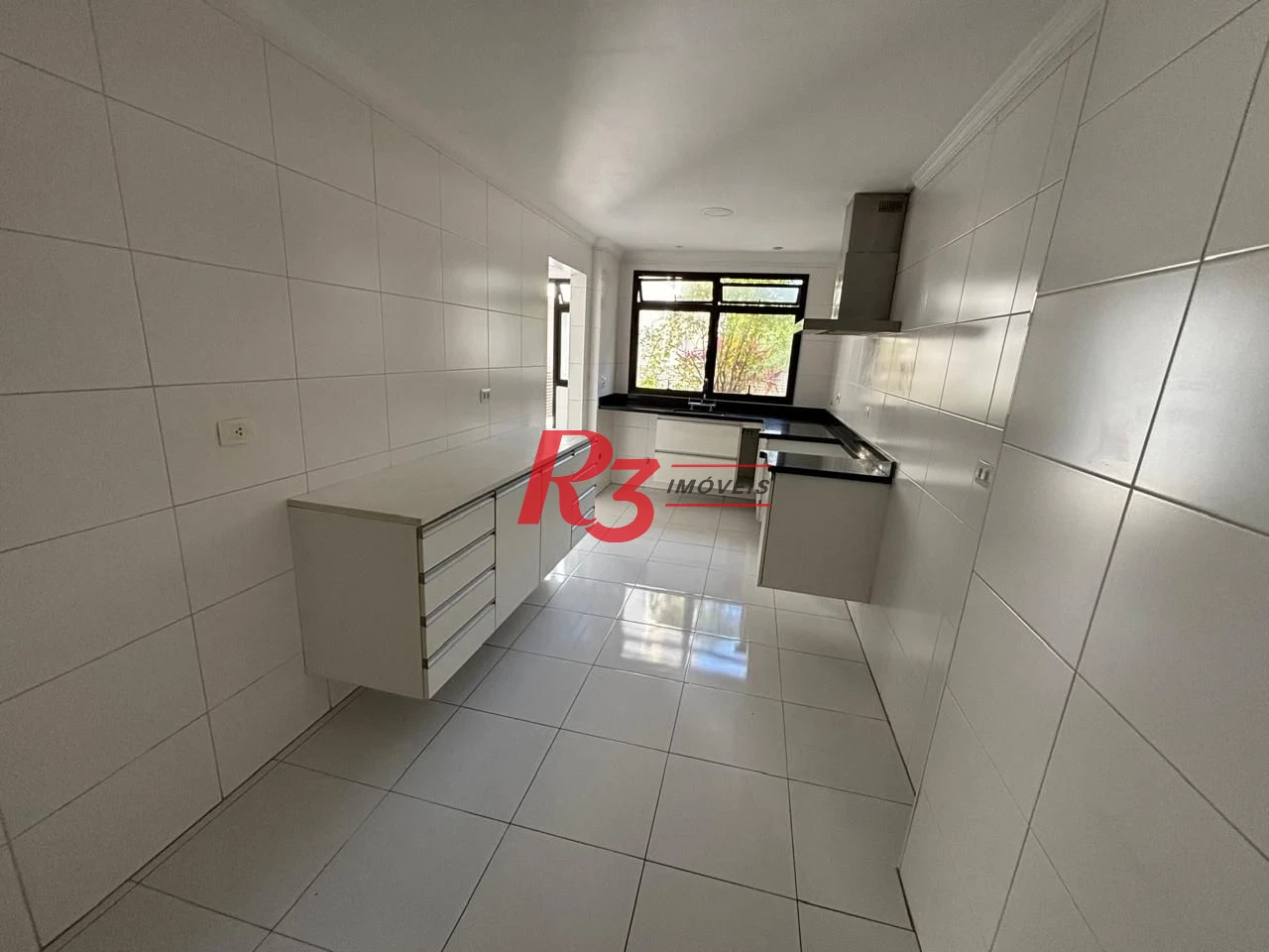Apartamento Garden com 4 dormitórios à venda, 215 m² por R$ 2.380.000,00 - Boqueirão - Santos/SP