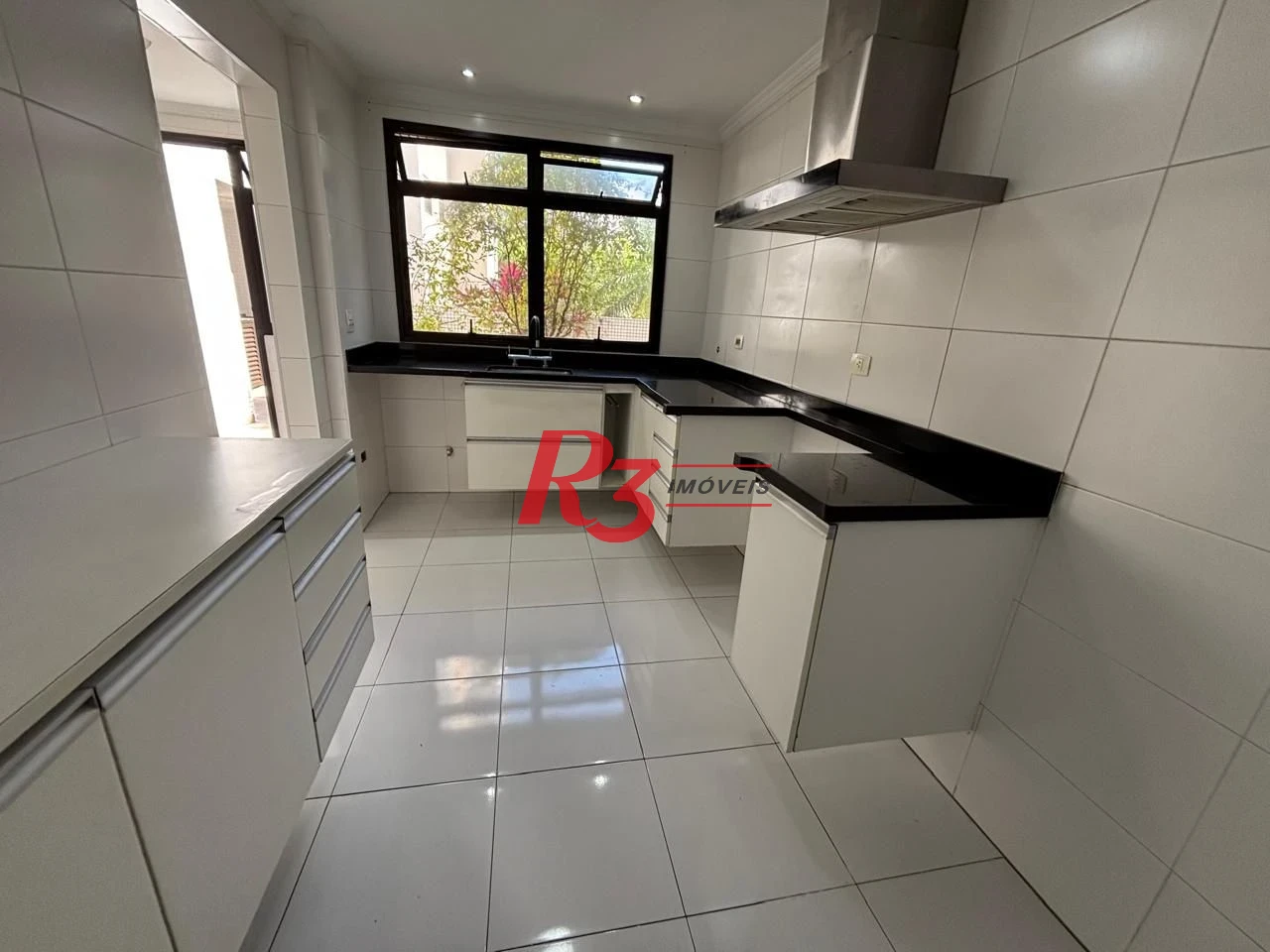 Apartamento Garden com 4 dormitórios à venda, 215 m² por R$ 2.380.000,00 - Boqueirão - Santos/SP