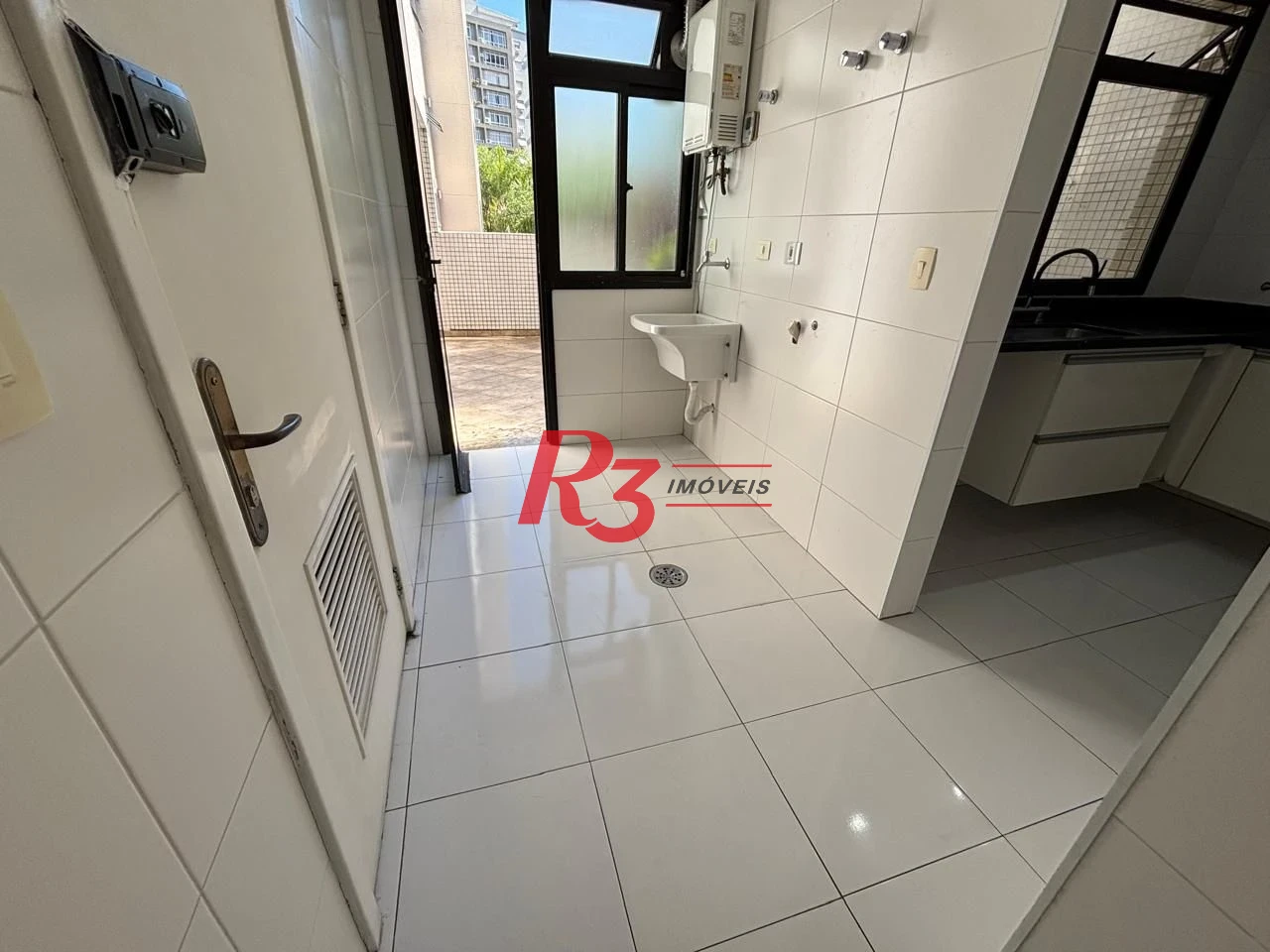 Apartamento Garden com 4 dormitórios à venda, 215 m² por R$ 2.380.000,00 - Boqueirão - Santos/SP