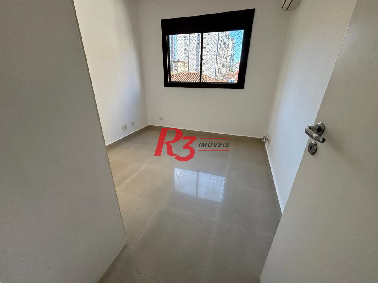 Apartamento Garden com 4 dormitórios à venda, 215 m² por R$ 2.380.000,00 - Boqueirão - Santos/SP