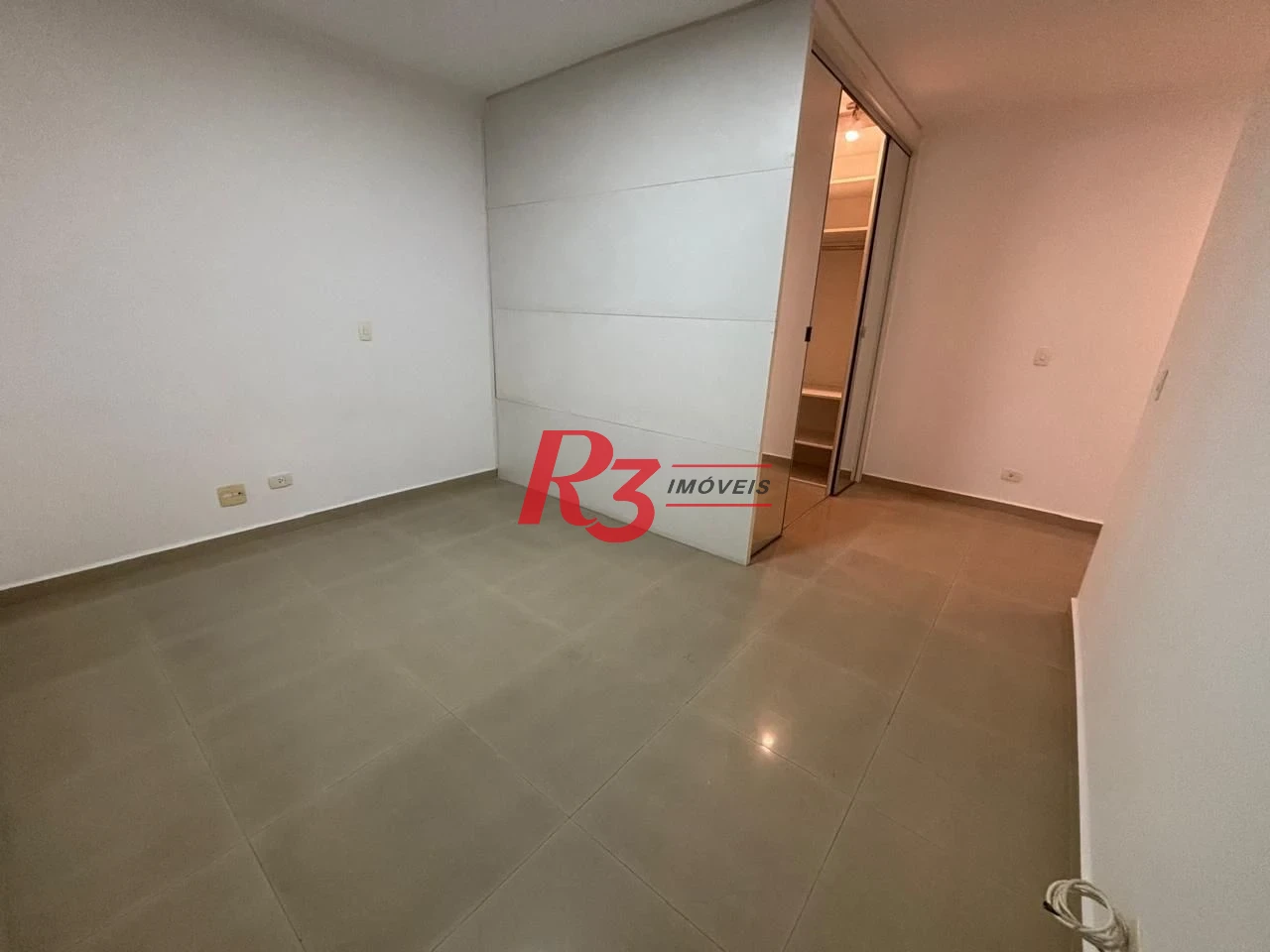 Apartamento Garden com 4 dormitórios à venda, 215 m² por R$ 2.380.000,00 - Boqueirão - Santos/SP