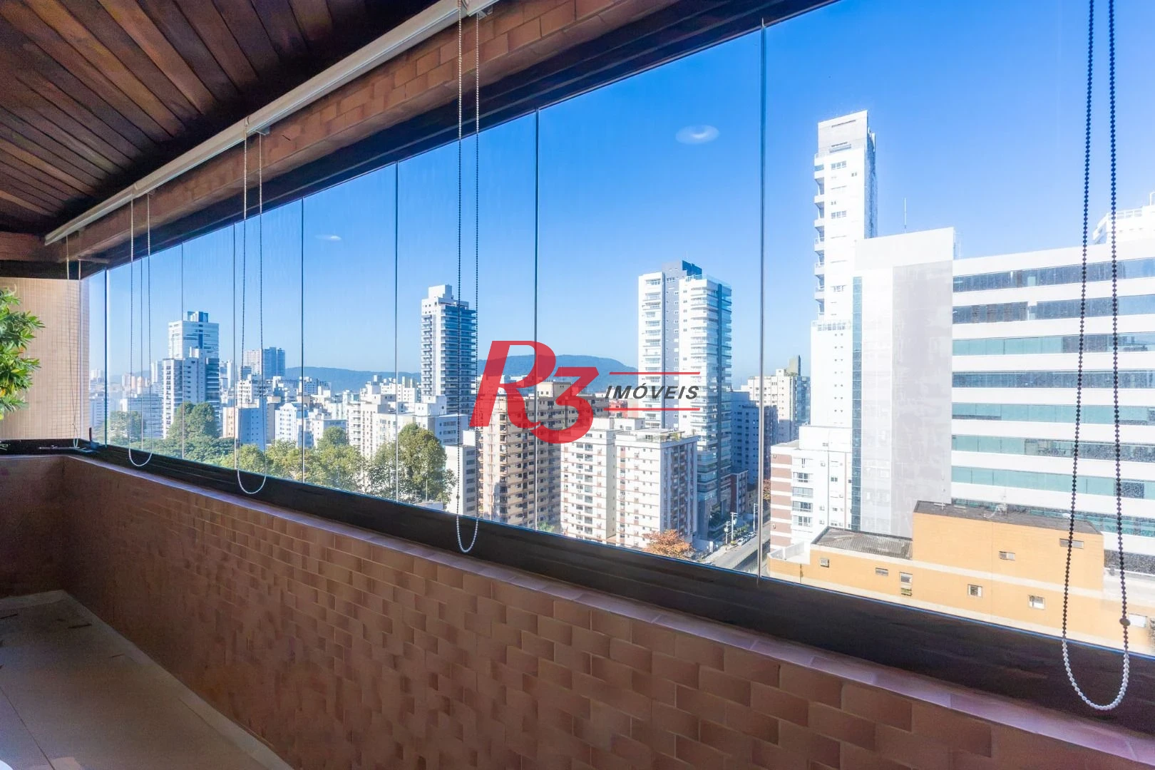 Apartamento com 2 dormitórios à venda, 173 m² por R$ 1.650.000,00 - Embaré - Santos/SP