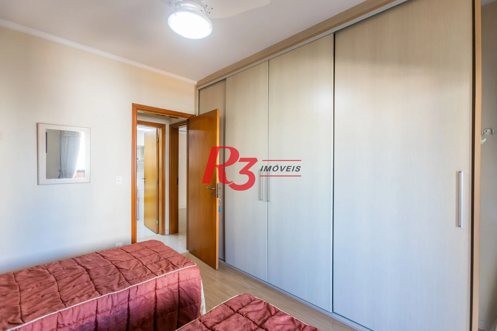 Apartamento com 2 dormitórios à venda, 173 m² por R$ 1.650.000,00 - Embaré - Santos/SP