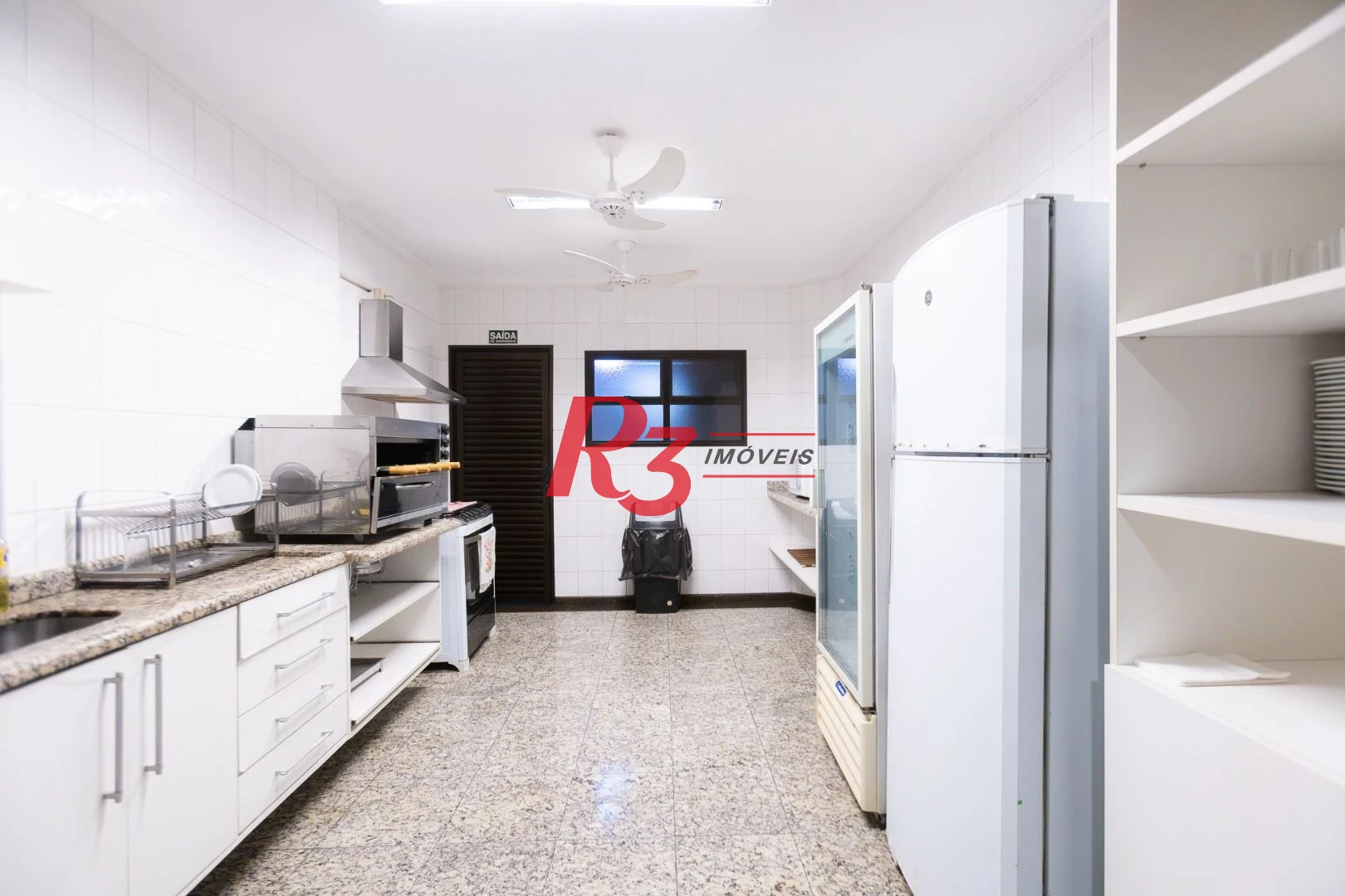 Apartamento com 2 dormitórios à venda, 173 m² por R$ 1.650.000,00 - Embaré - Santos/SP