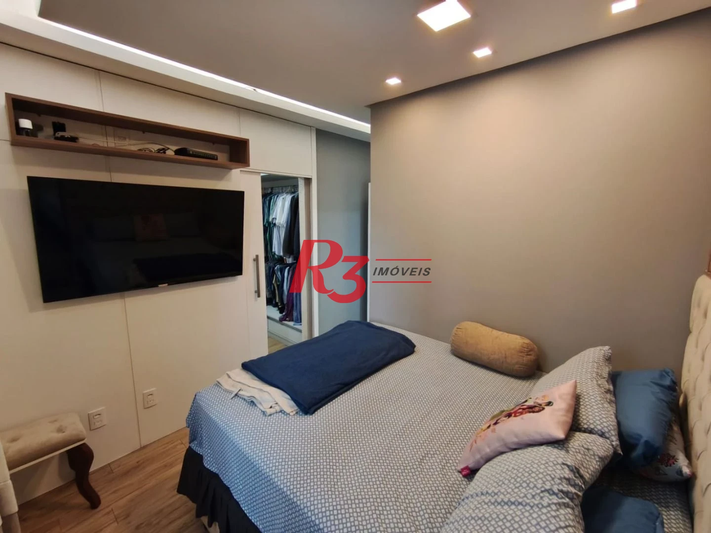 Apartamento com 2 dormitórios à venda, 82 m² por R$ 700.000,00 - Itararé - São Vicente/SP