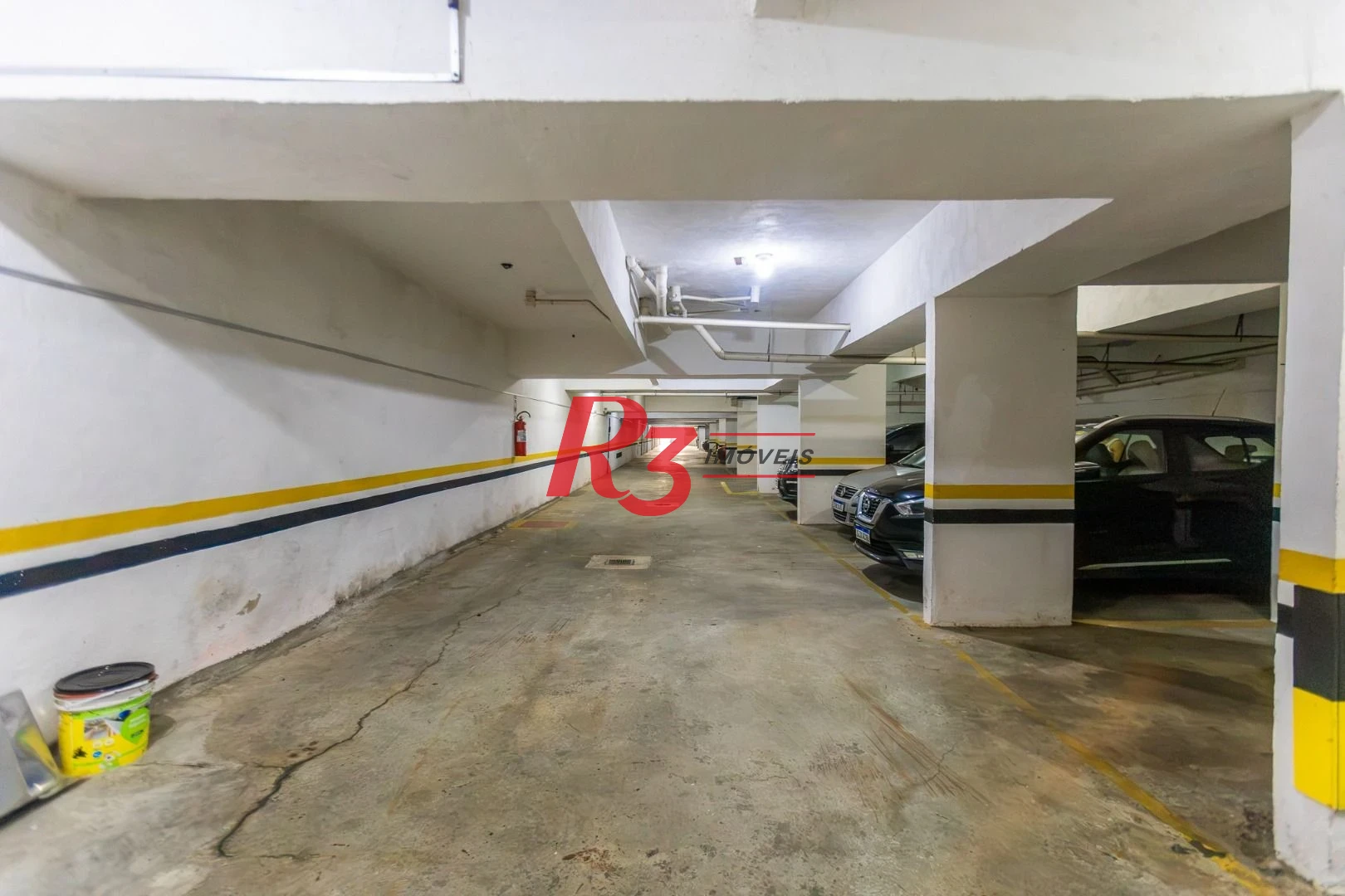 Cobertura com 2 suítes PORTEIRA FECHADA  Embaré - Santos/SP