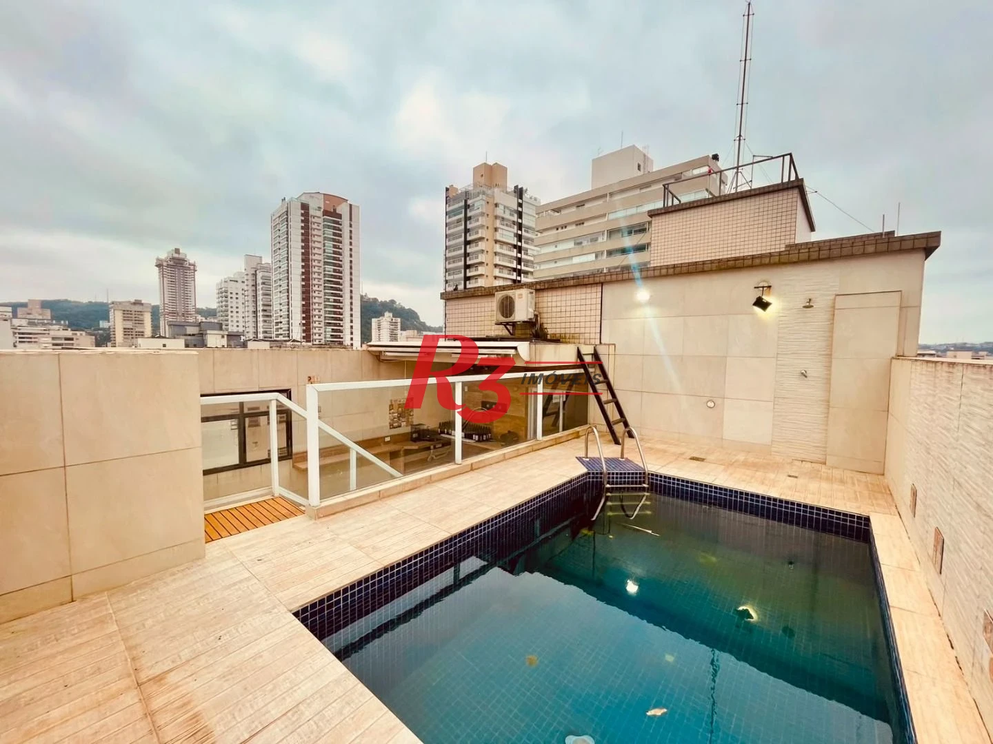Cobertura com 3 dormitórios à venda, 175 m² por R$ 2.000.000,00 - Pompéia - Santos/SP