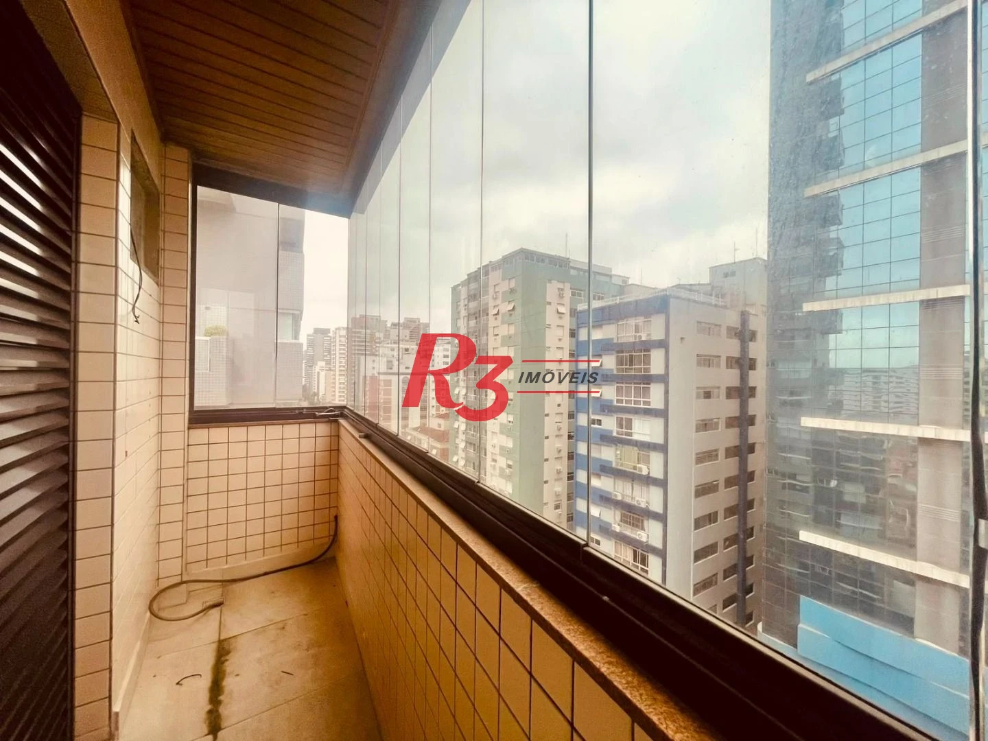 Cobertura com 3 dormitórios à venda, 175 m² por R$ 2.000.000,00 - Pompéia - Santos/SP